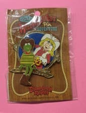 Kermit & Piggy Wild West Pin