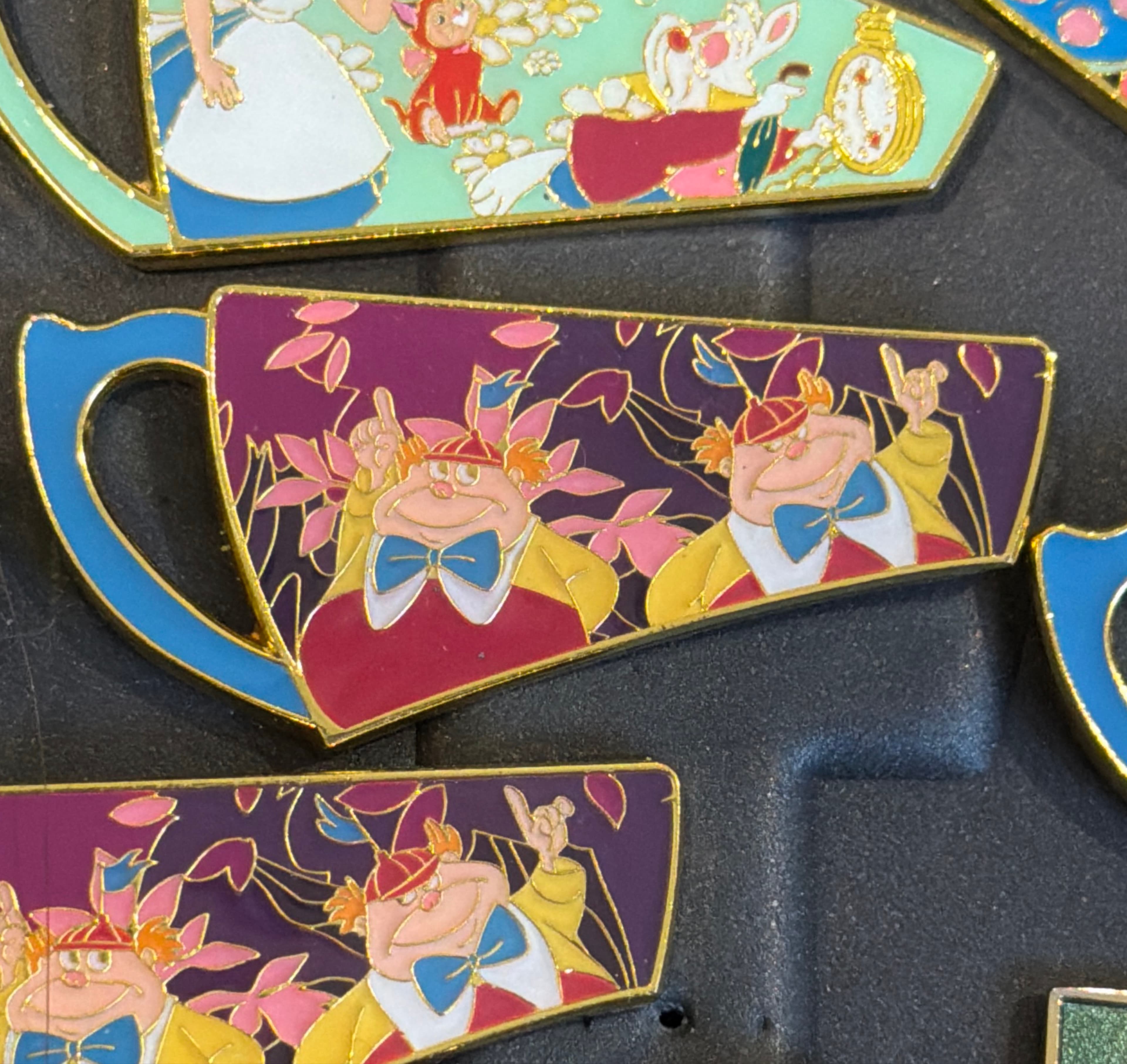 Tweedles - Alice In Wonderland Tea Cup Mystery Box Pin