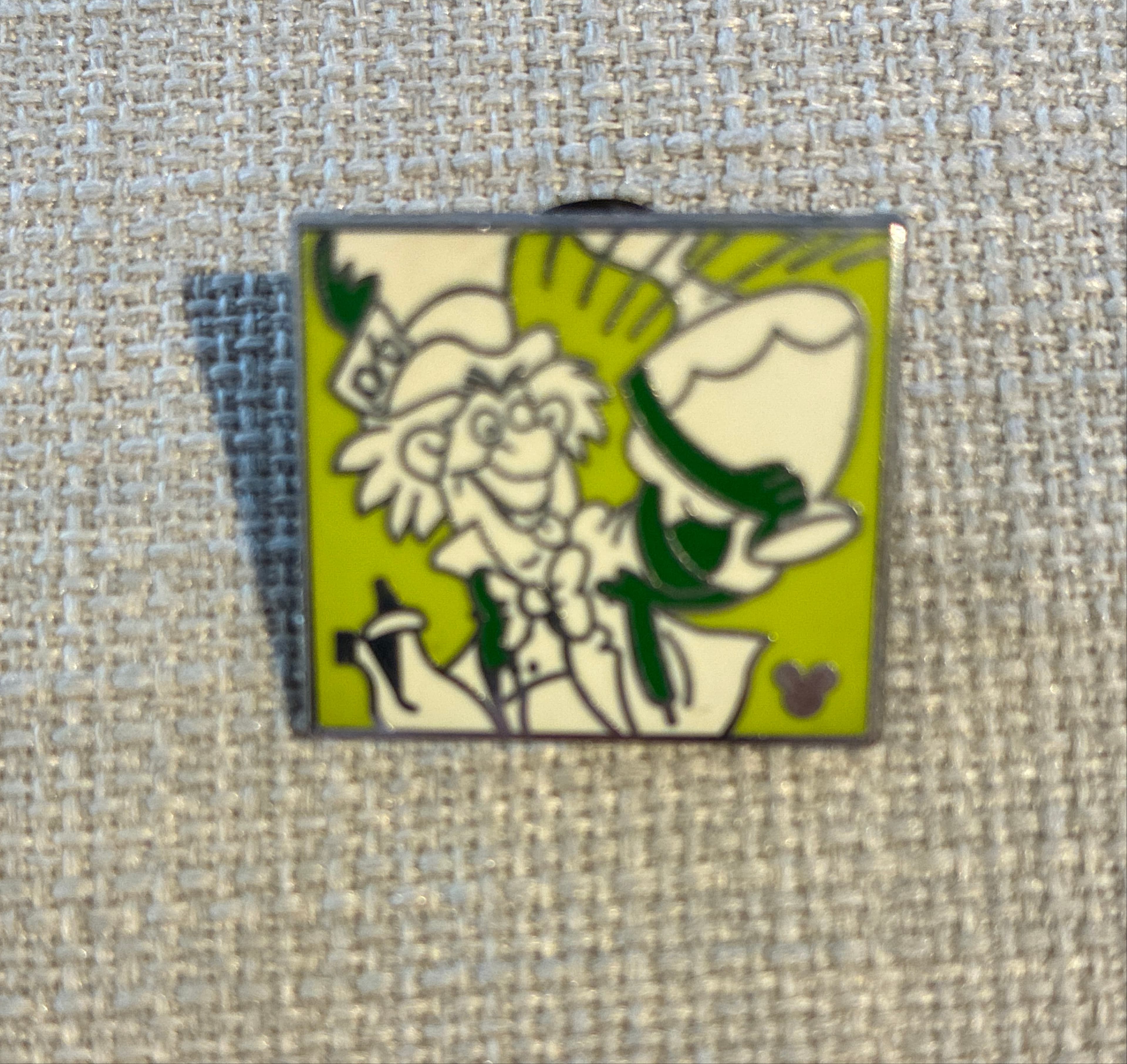 Mad Hatter Club CHASER - DLR Hidden Mickey Series 2013 Wave B: Alice in Wonderland Card Suits