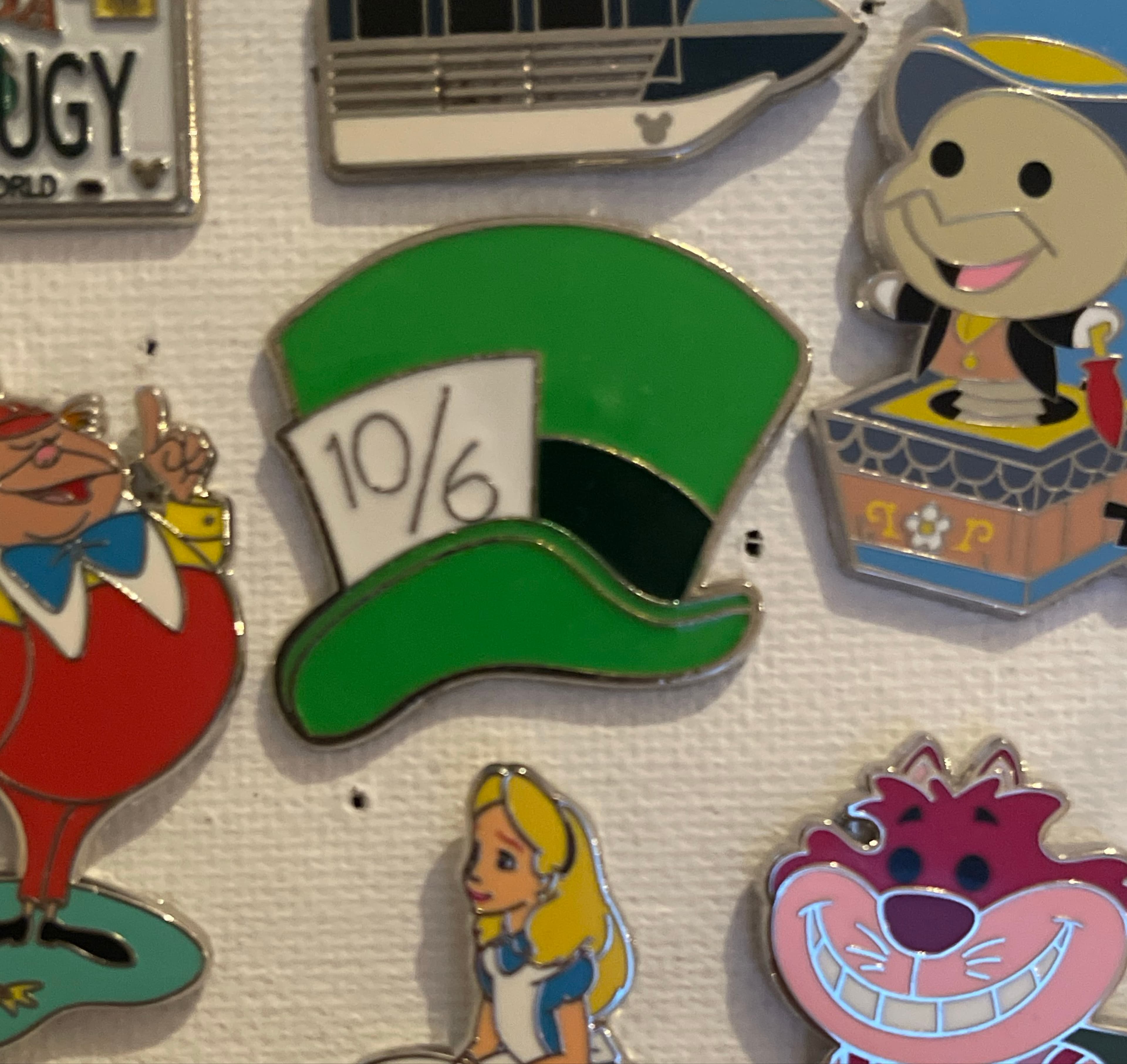 Mad Hatter Hat - Alice in Wonderland - DLR Hidden Mickey 2013: Wave A