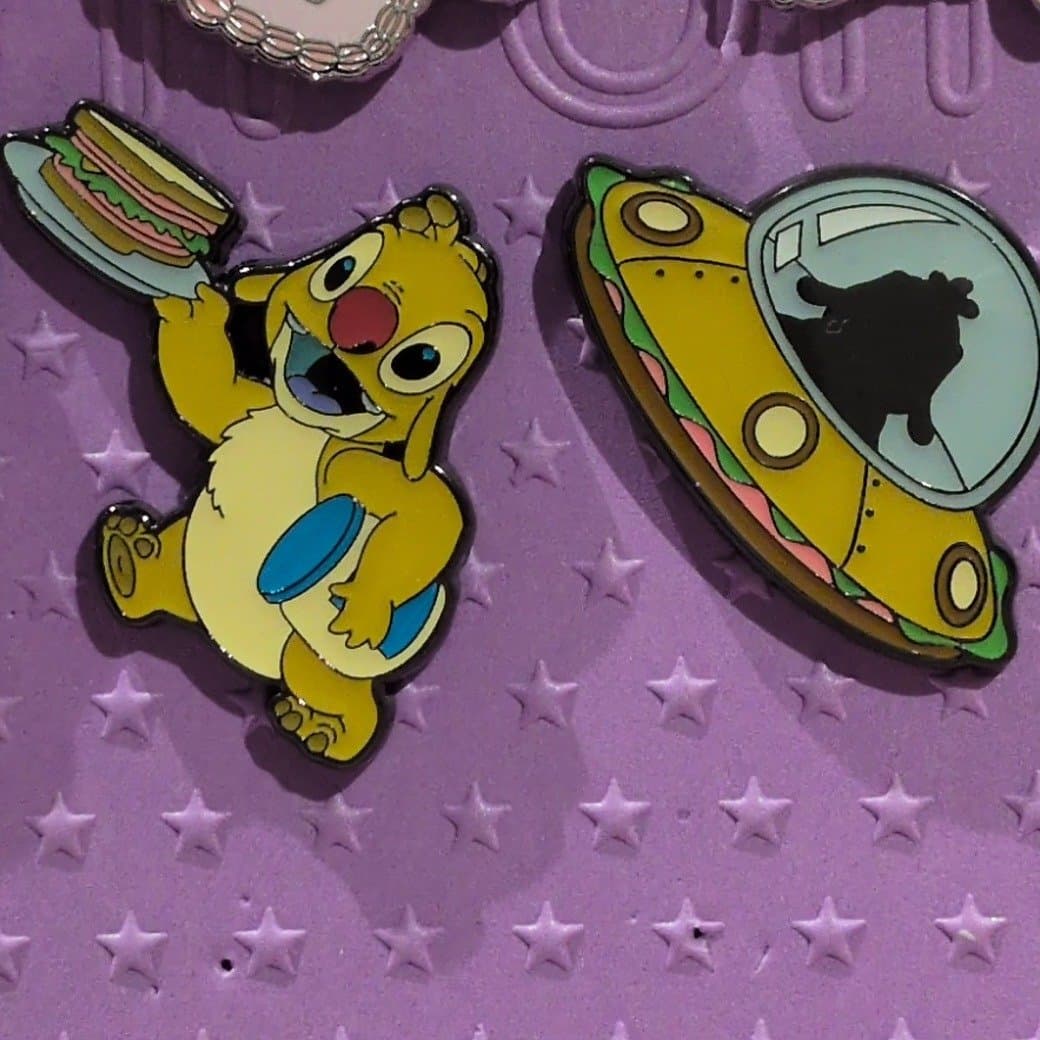 Lilo & Stitch Experiment Cousins & Spaceships Blind Box Pin Set