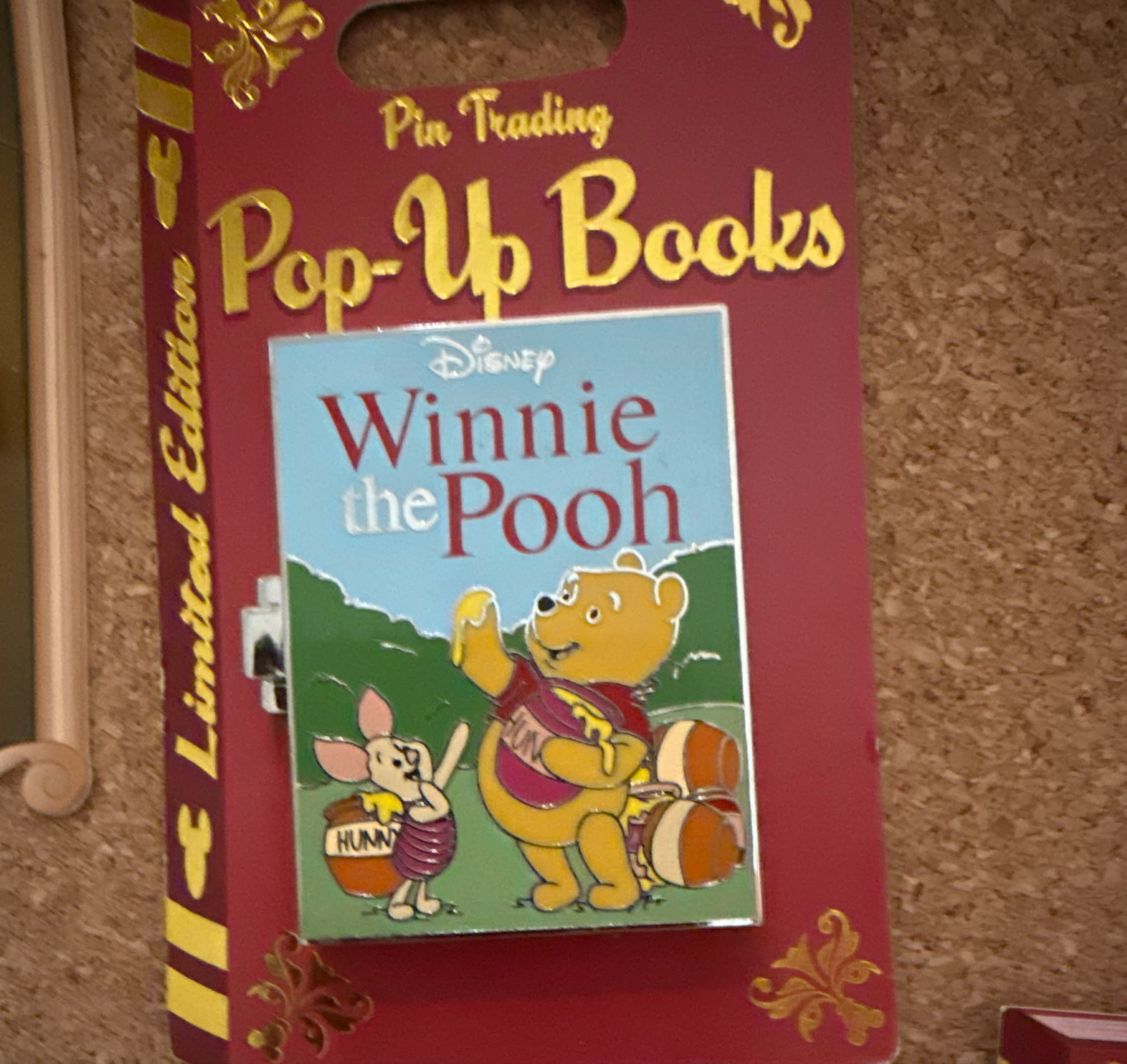 Winnie the Pooh - Pin Trading Pop-Up Books Series