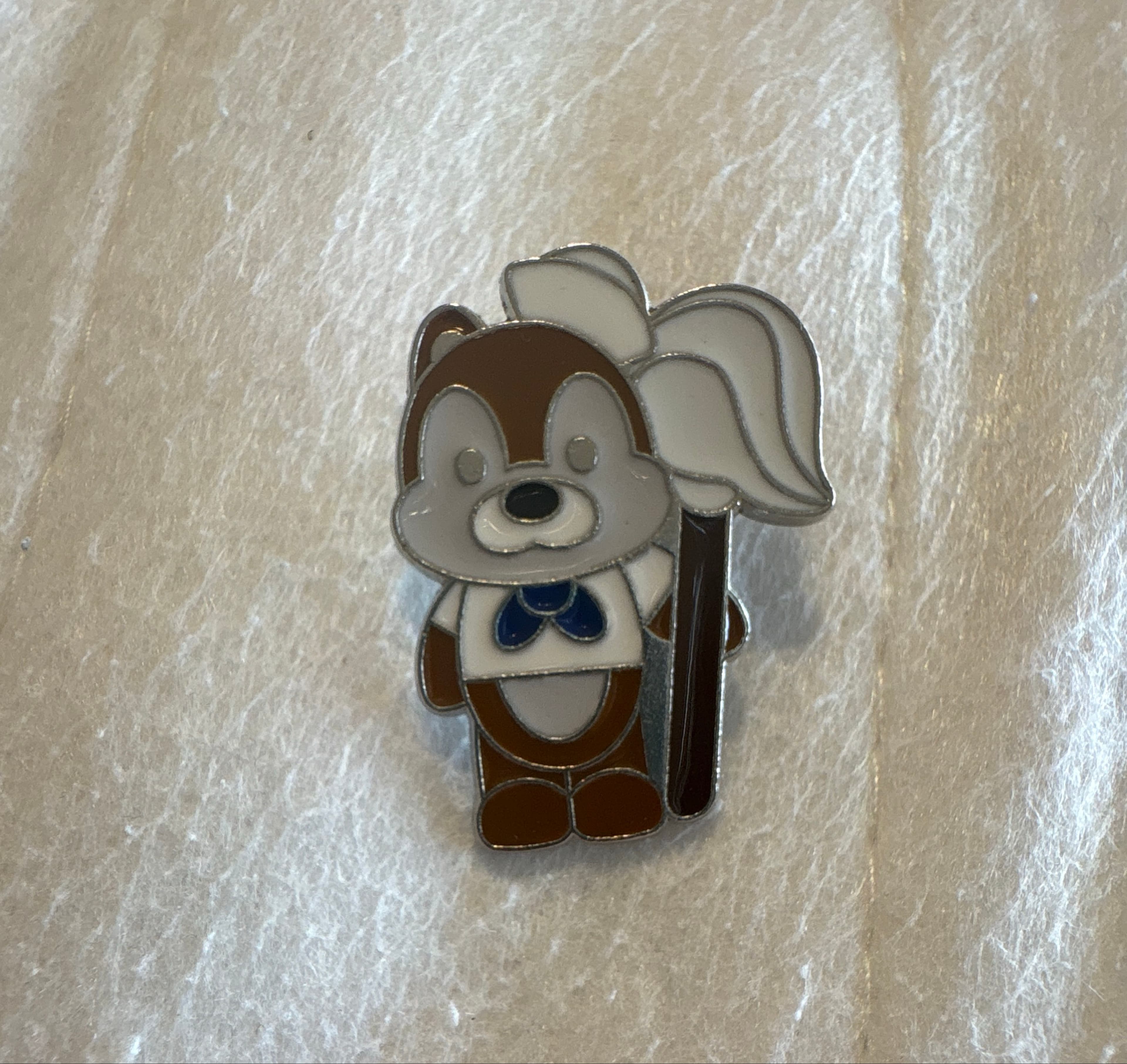 Dale Mop Cute Character Pin