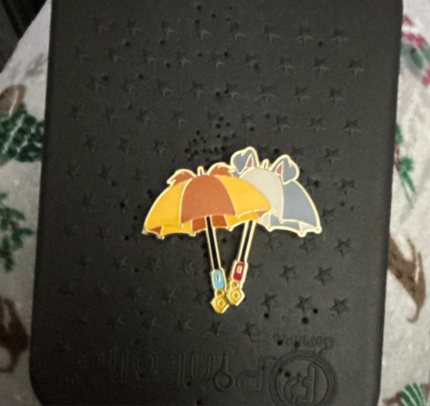 Lady & The Tramp Umbrella Pin