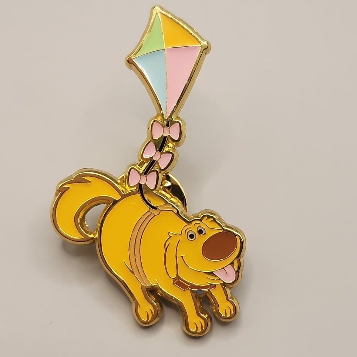 Disney Pixar Kites & Characters Blind Box Pin Set