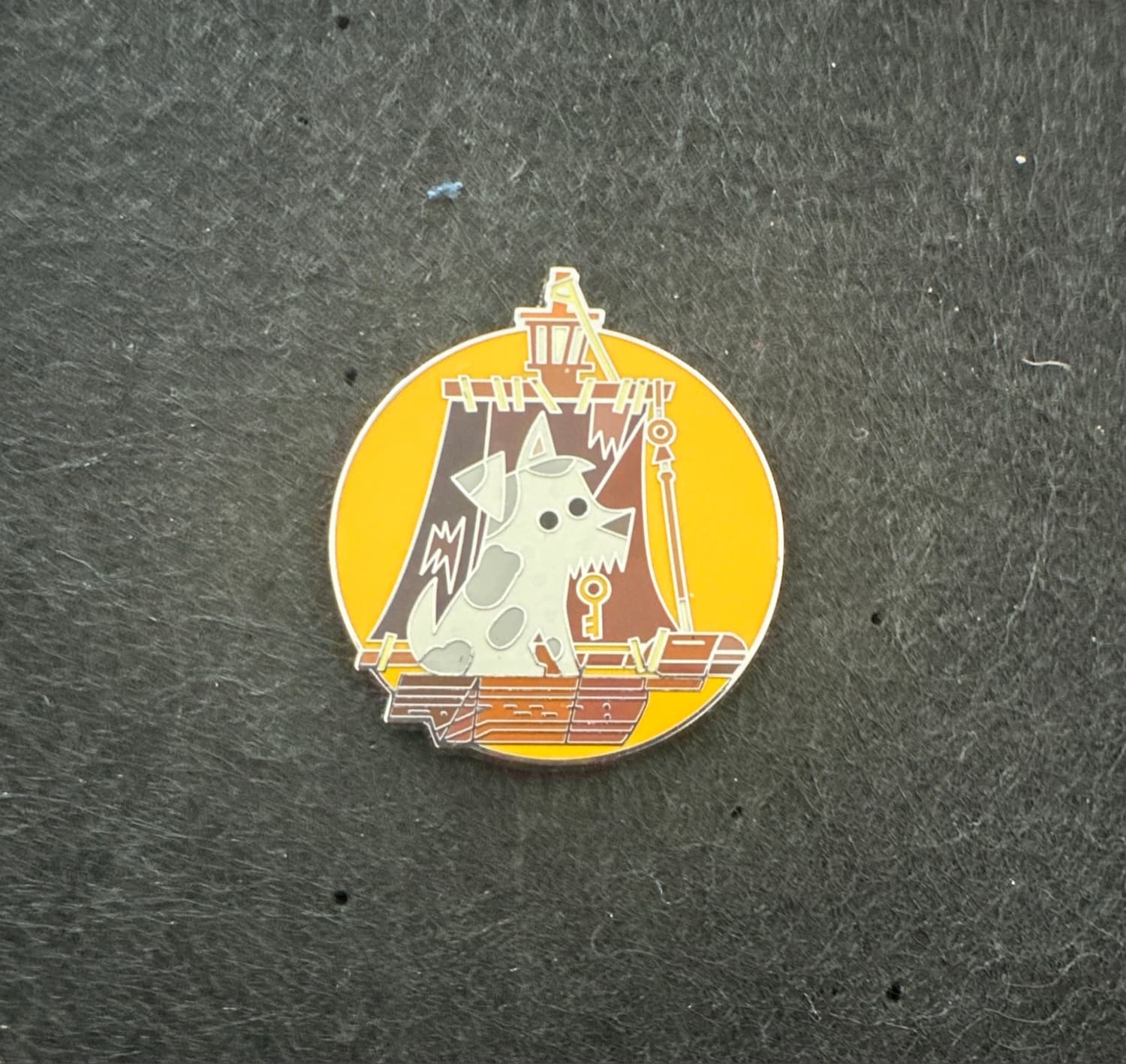 Pirates of the Caribbean - Jail Dog With Keys - Joey Chou Mystery Collection