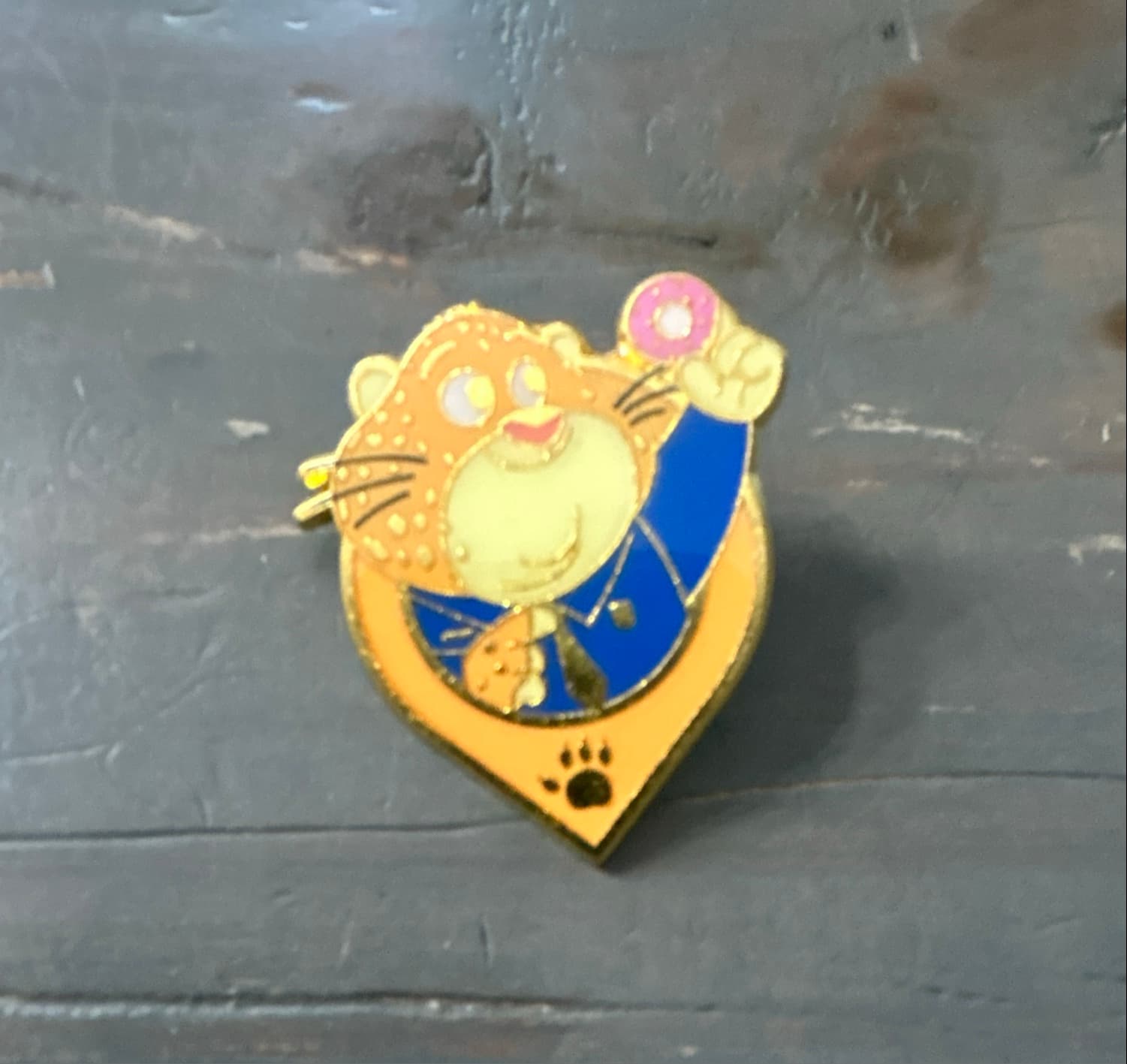 Zootopia ''The ZPD'' Mystery Pin Set - Officer Clawhauser