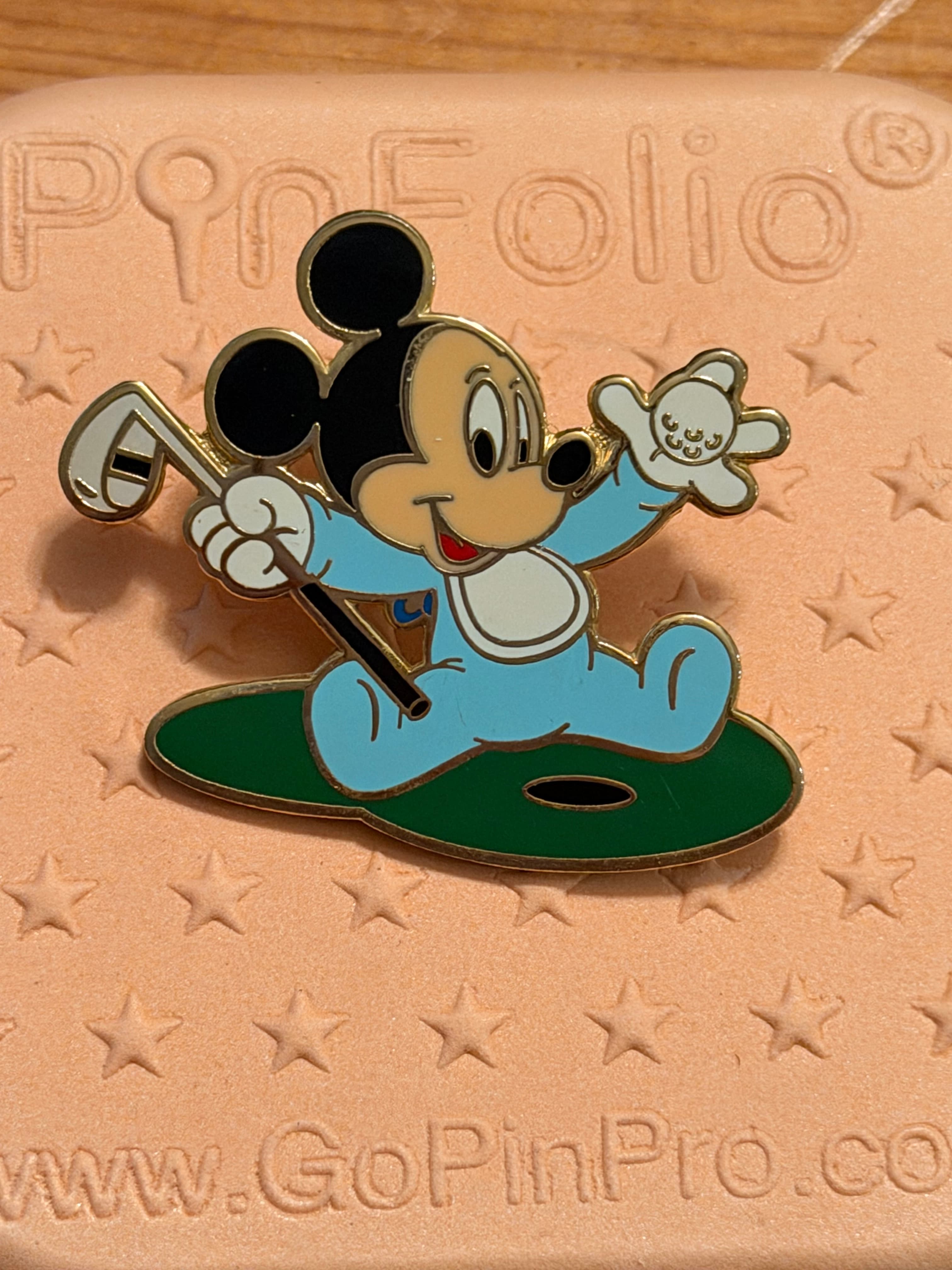 Mickey Mouse Baby Golfer front