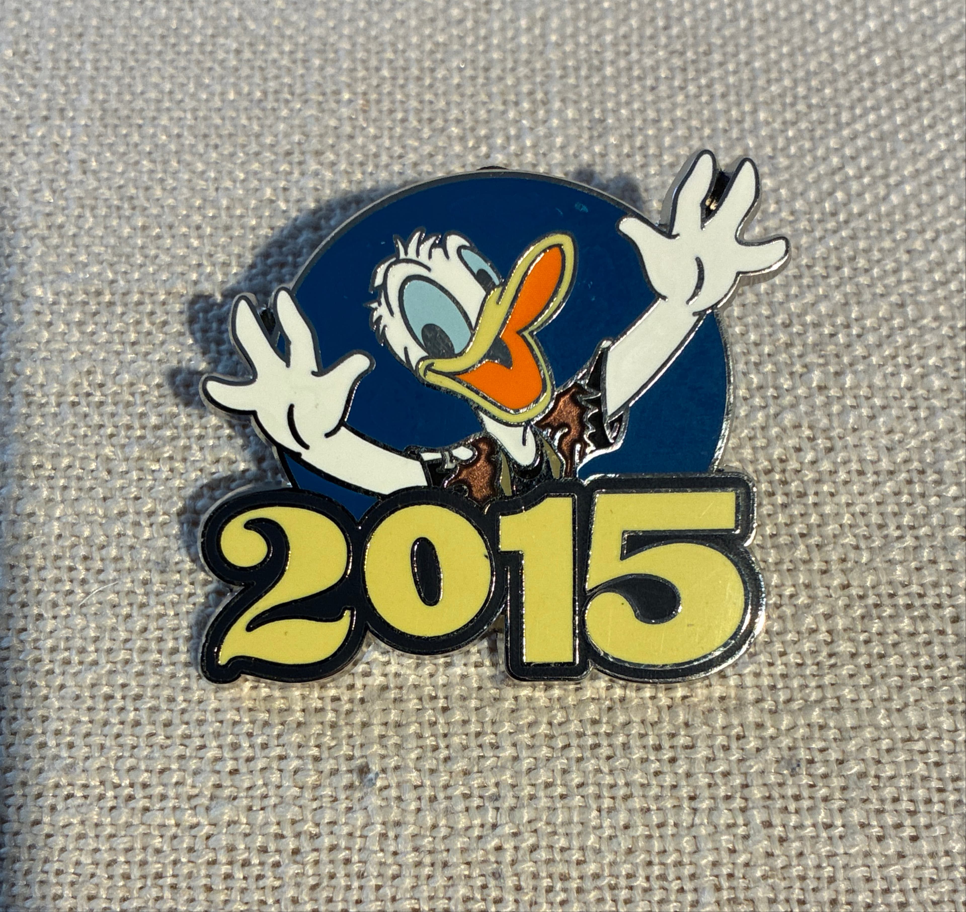 2015 Disney Parks Booster Pack - Donald Duck ONLY front