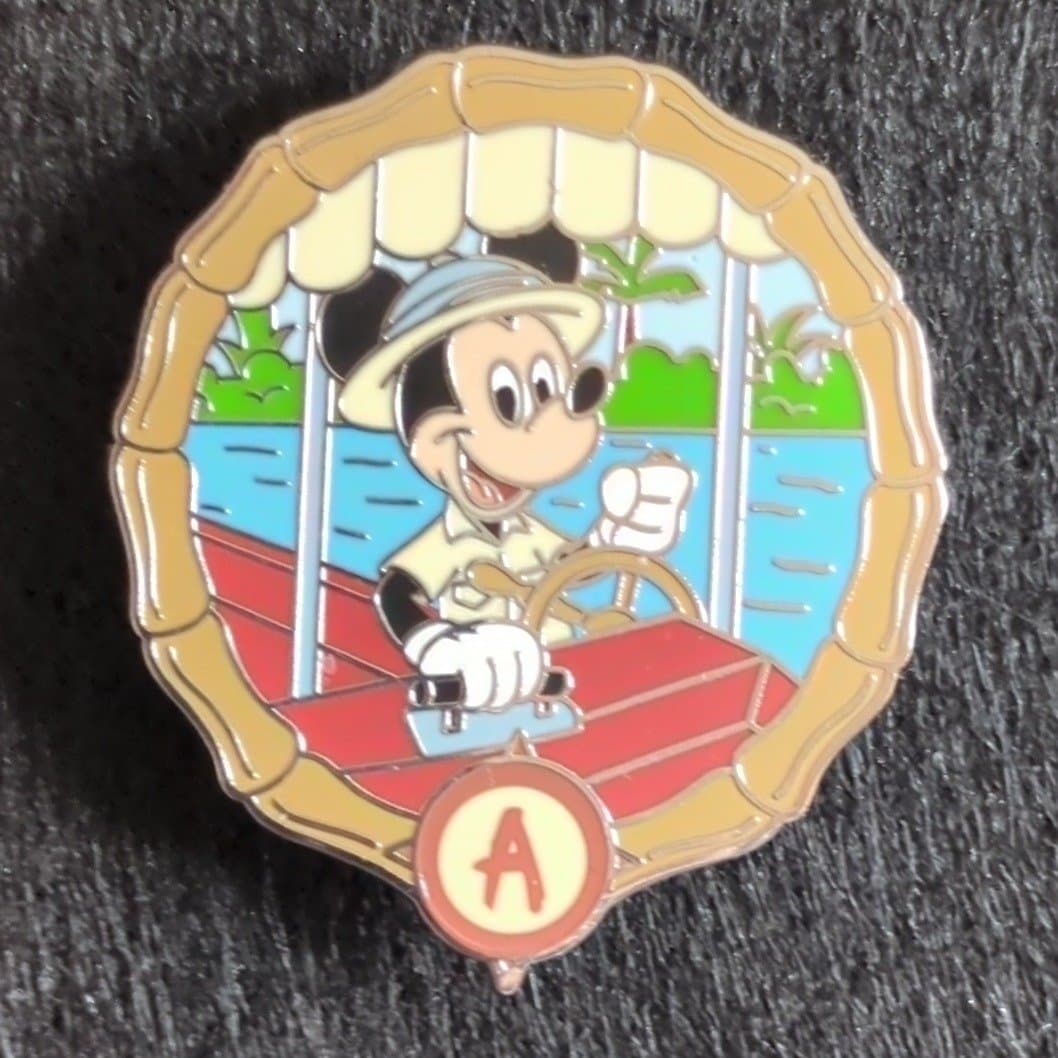 Mickey Mouse Jungle Cruise Skipper - Adventureland Mystery Pin Set