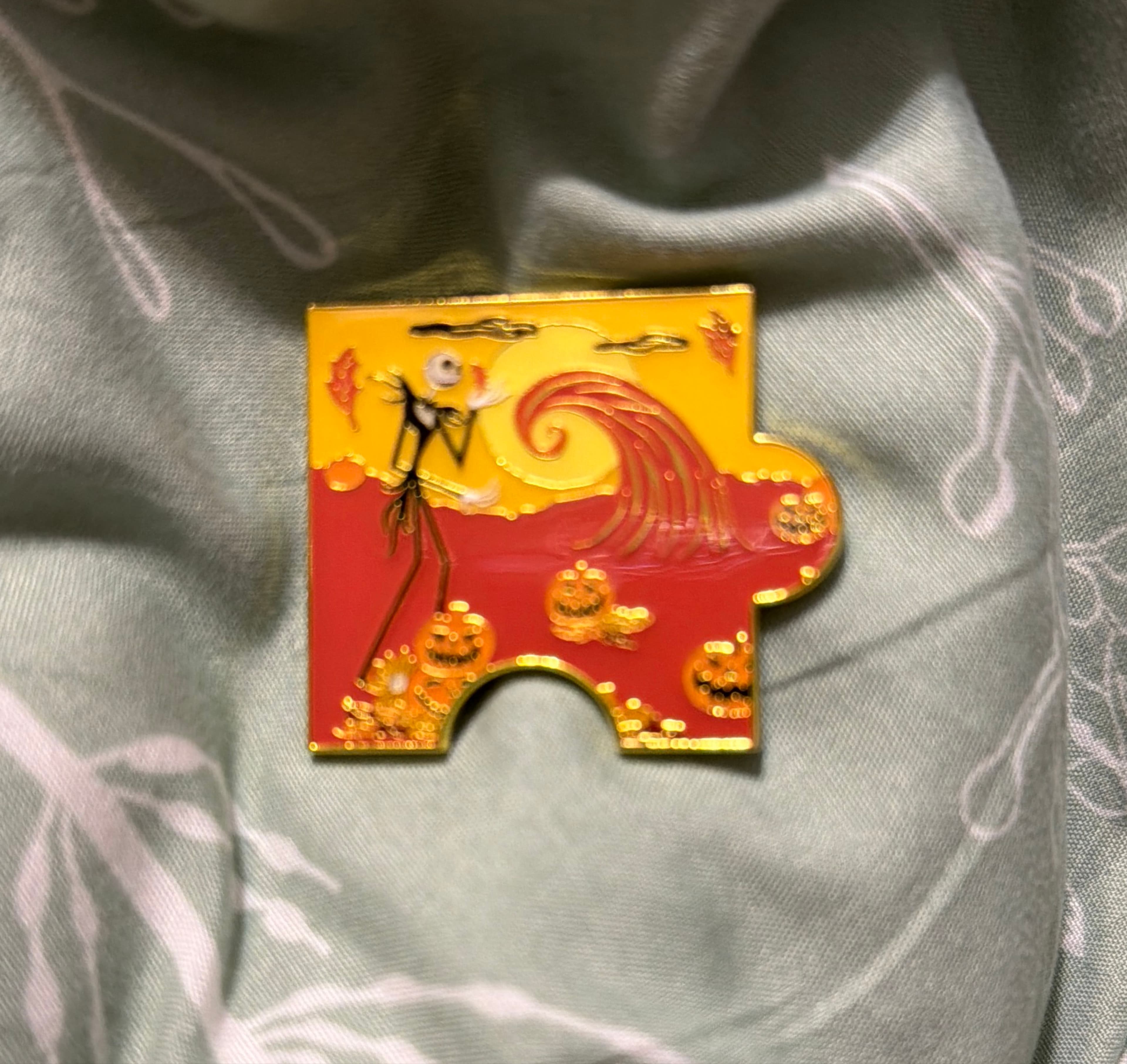 Character Connection Mystery Collection - The Nightmare Before Christmas Puzzle