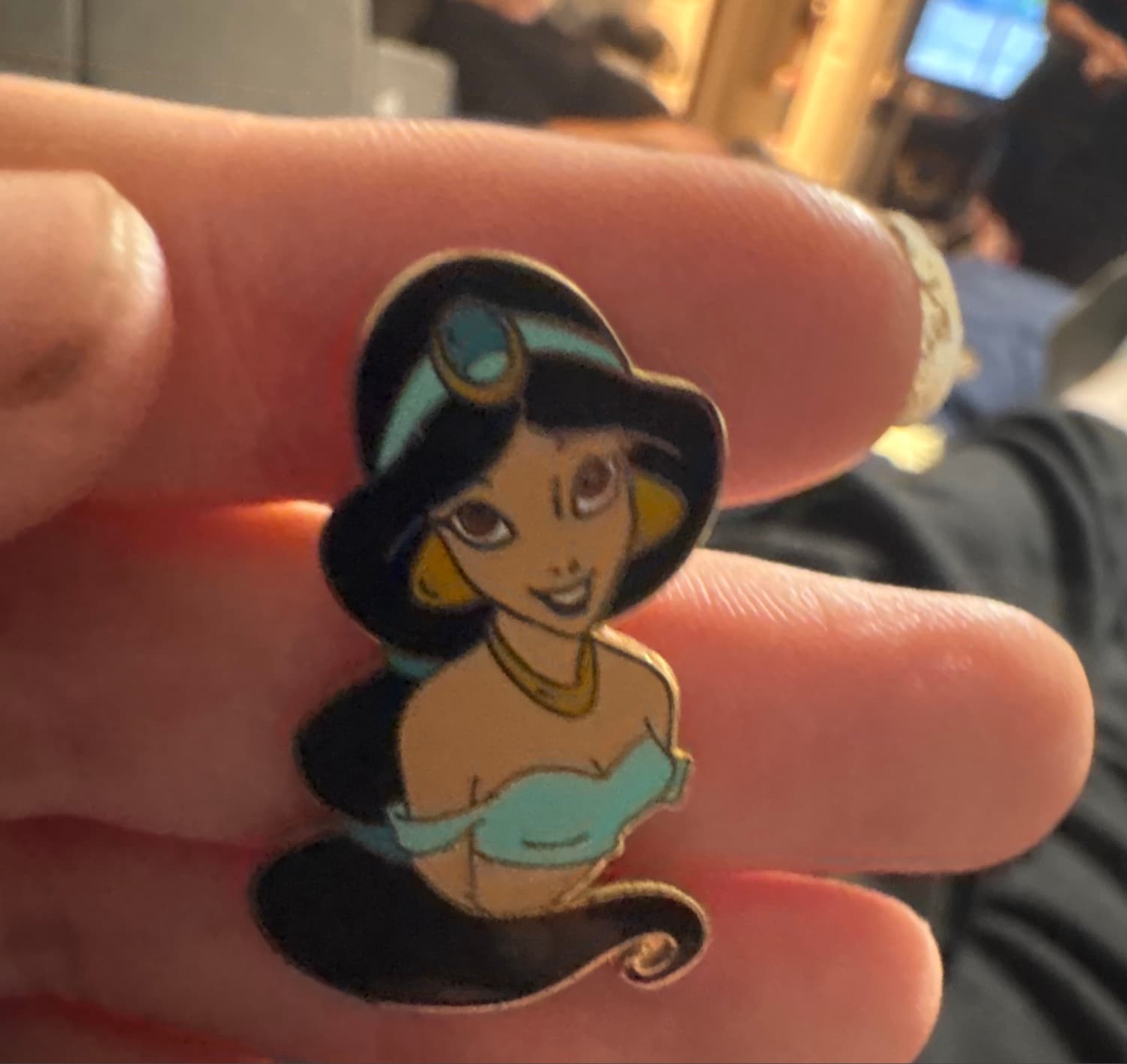 Princess Jasmine Portrait Pin