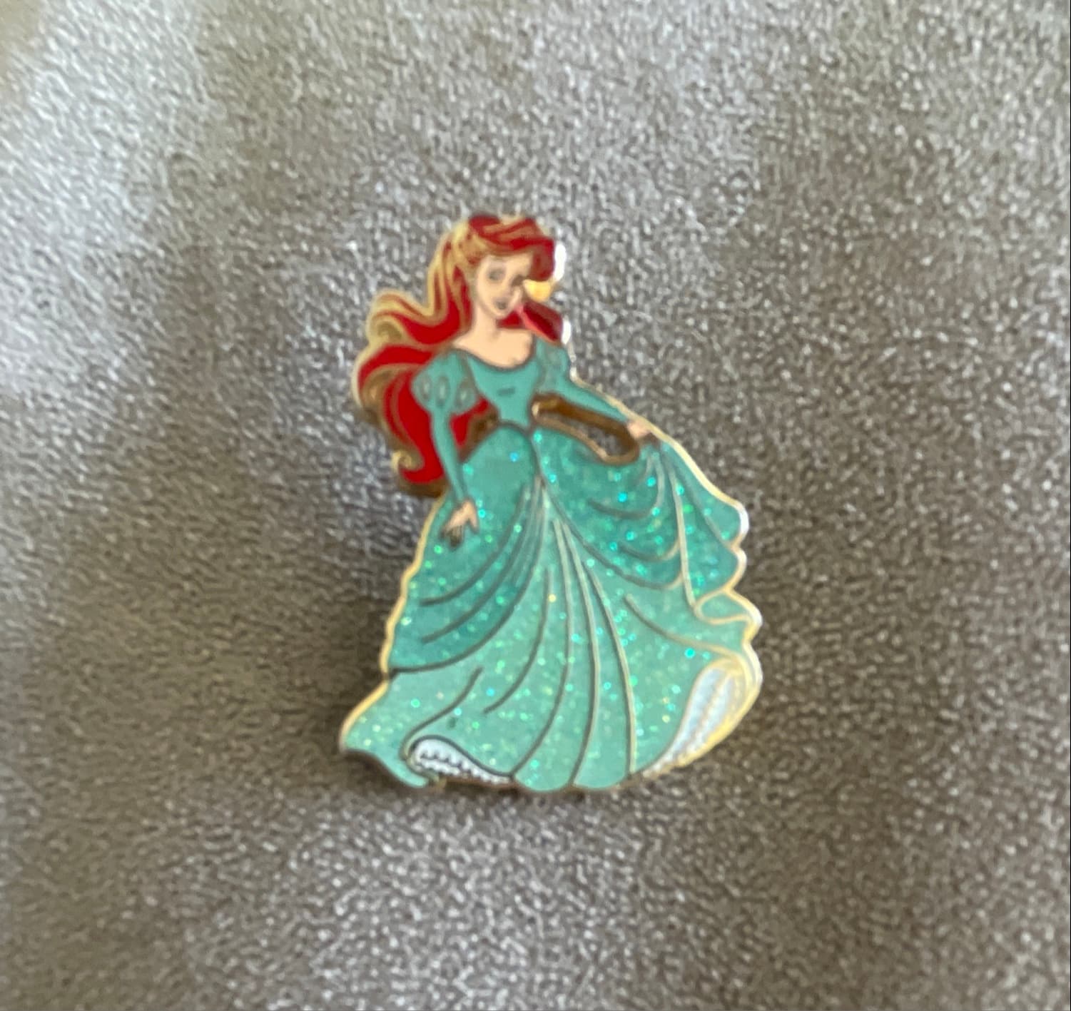 Disney 2009 The Little Mermaid Ariel Sparkle Glitter Dress Pin front