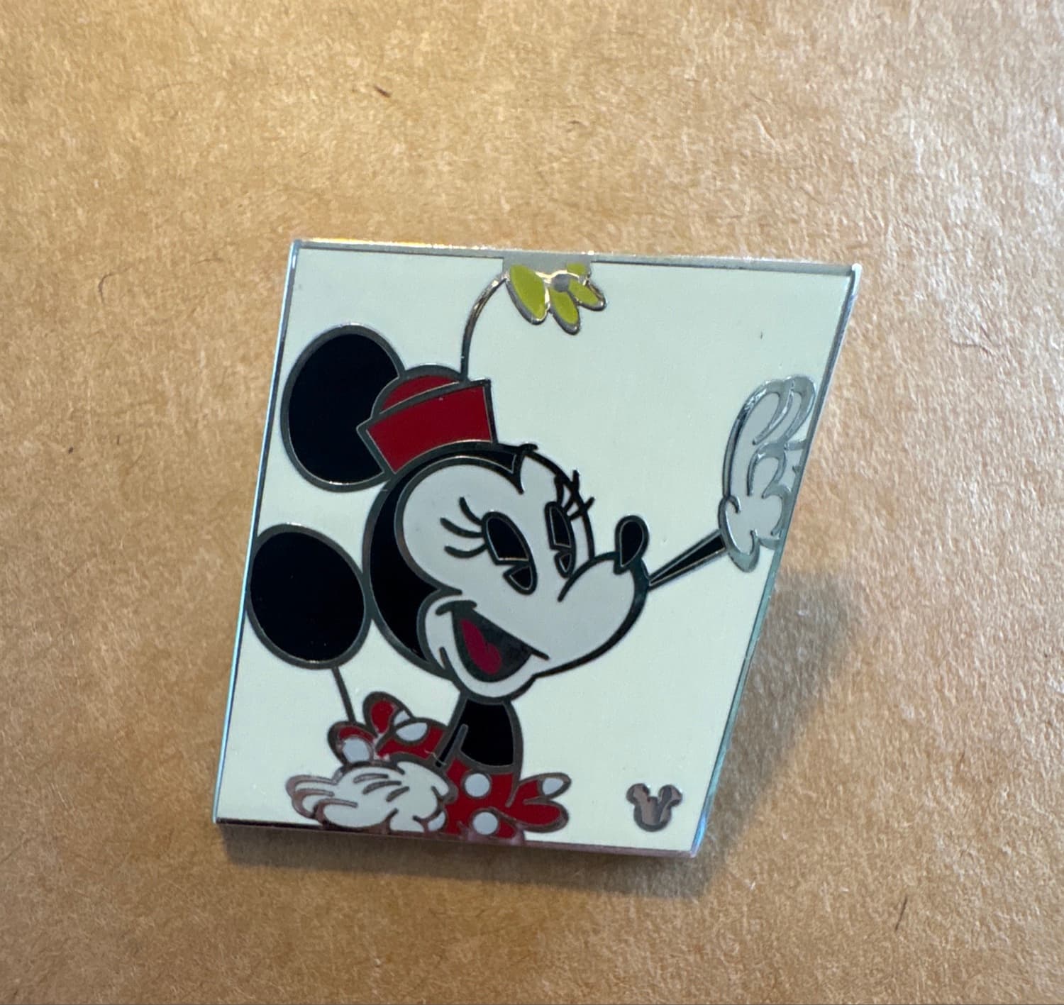 Minnie Mouse - Animated Shorts Art Style - 2019 Hidden Mickey Series