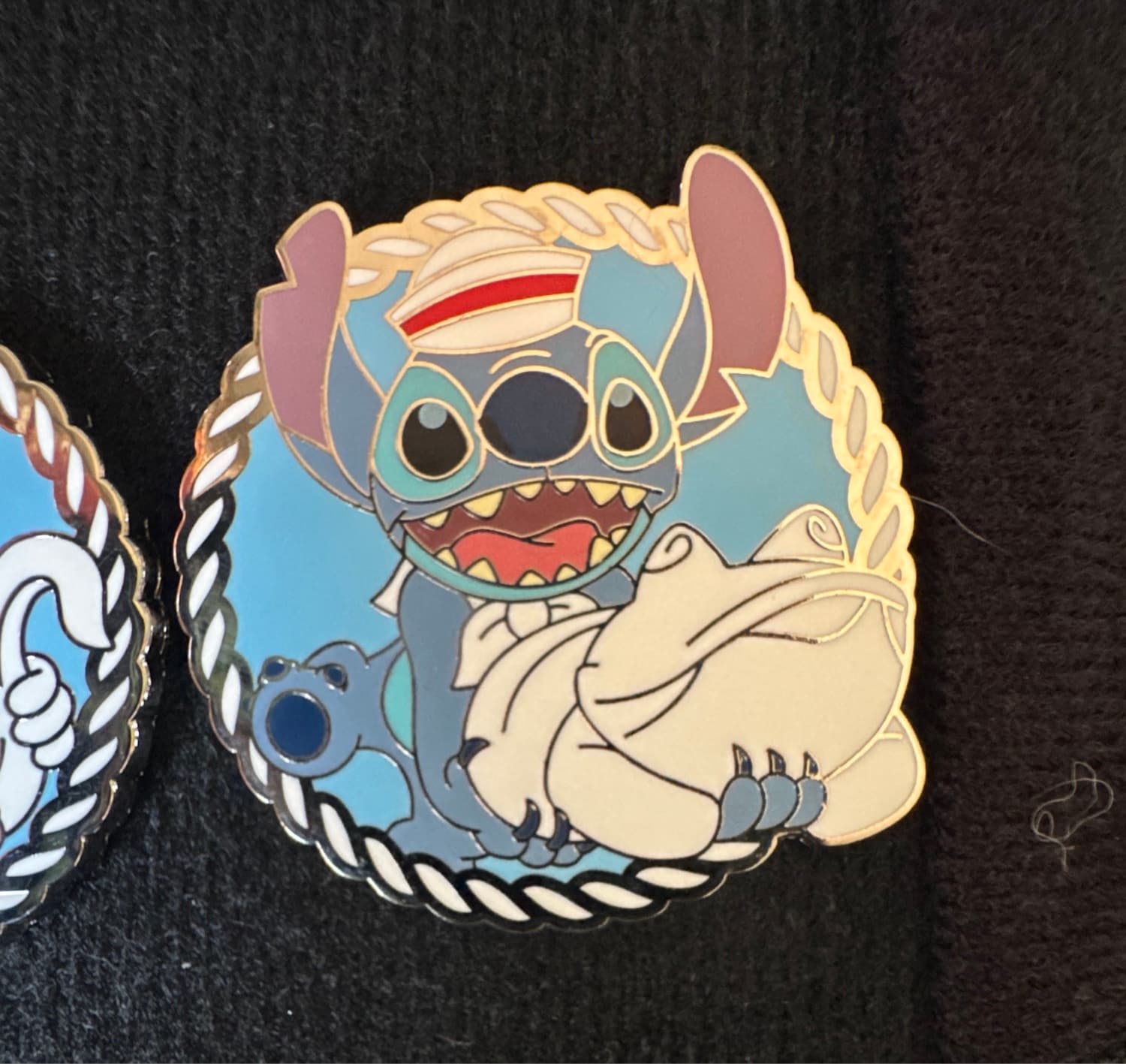 Disney Cruise Line Stitch Towel Animal Mystery Pin