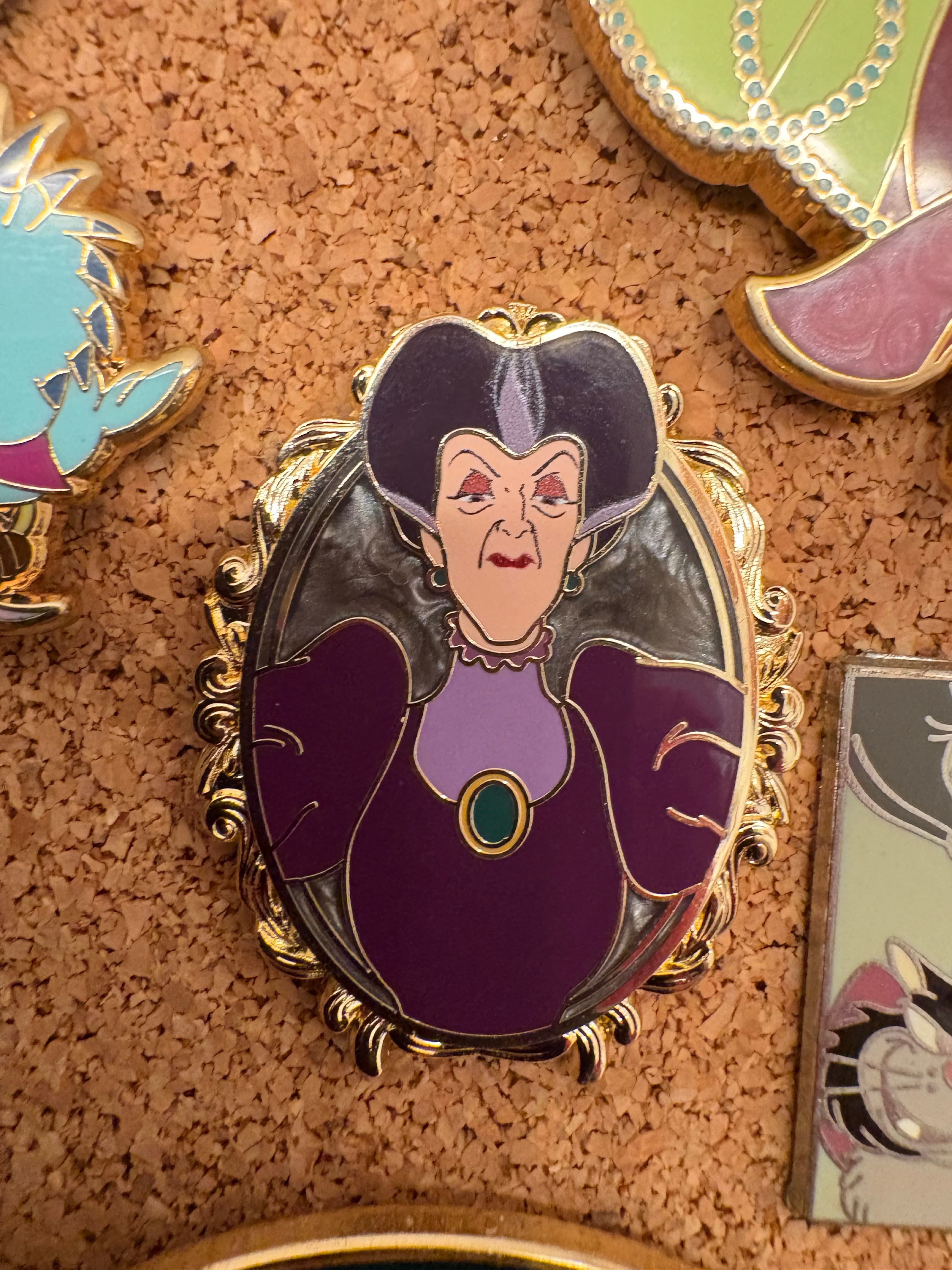 Lady Tremaine Palm Villains Cameos Mystery Pin