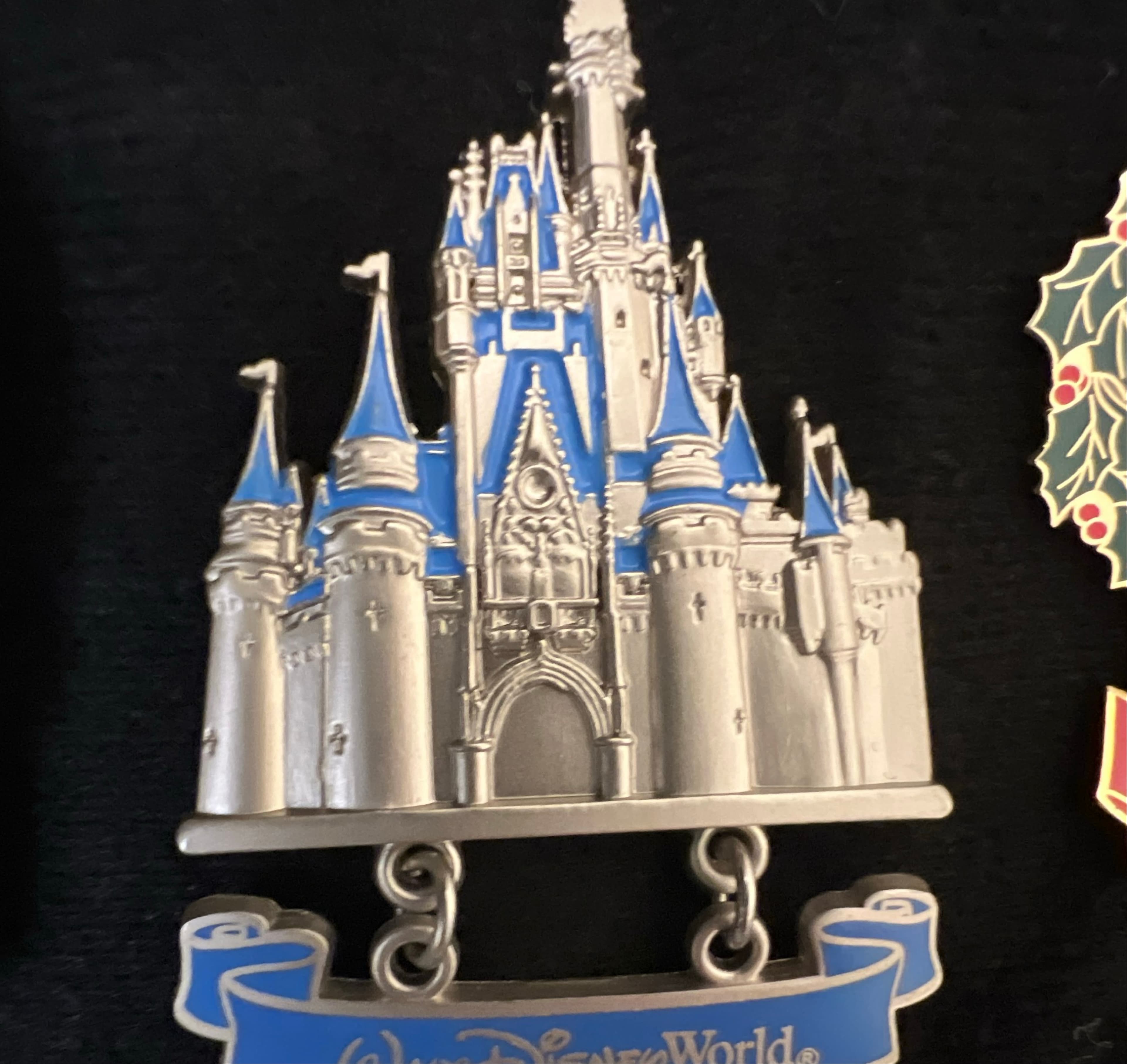 WDW - Cinderella's Castle - Dangle - 2007