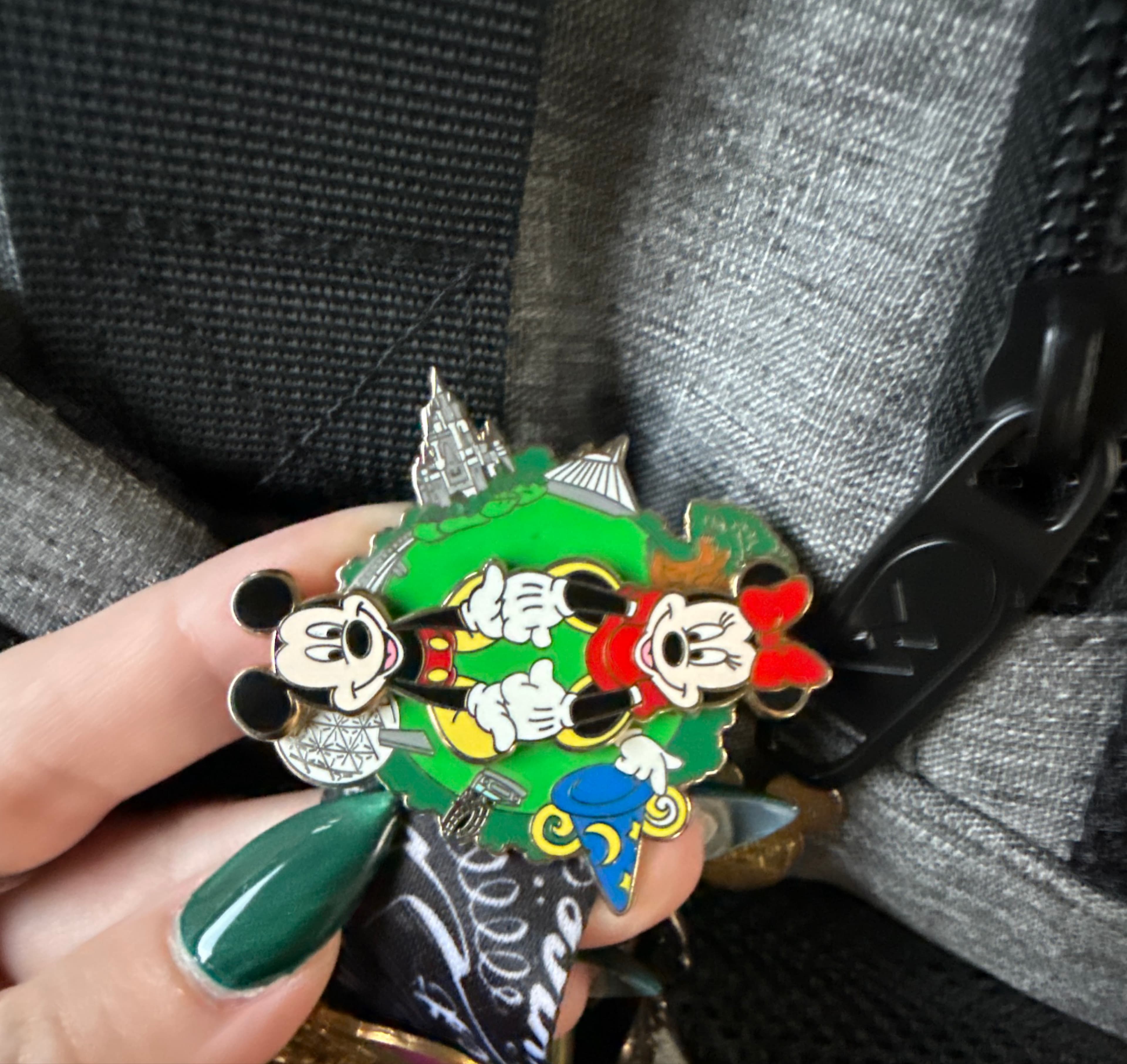 Mickey & Minnie 4 Park Spinner Pin