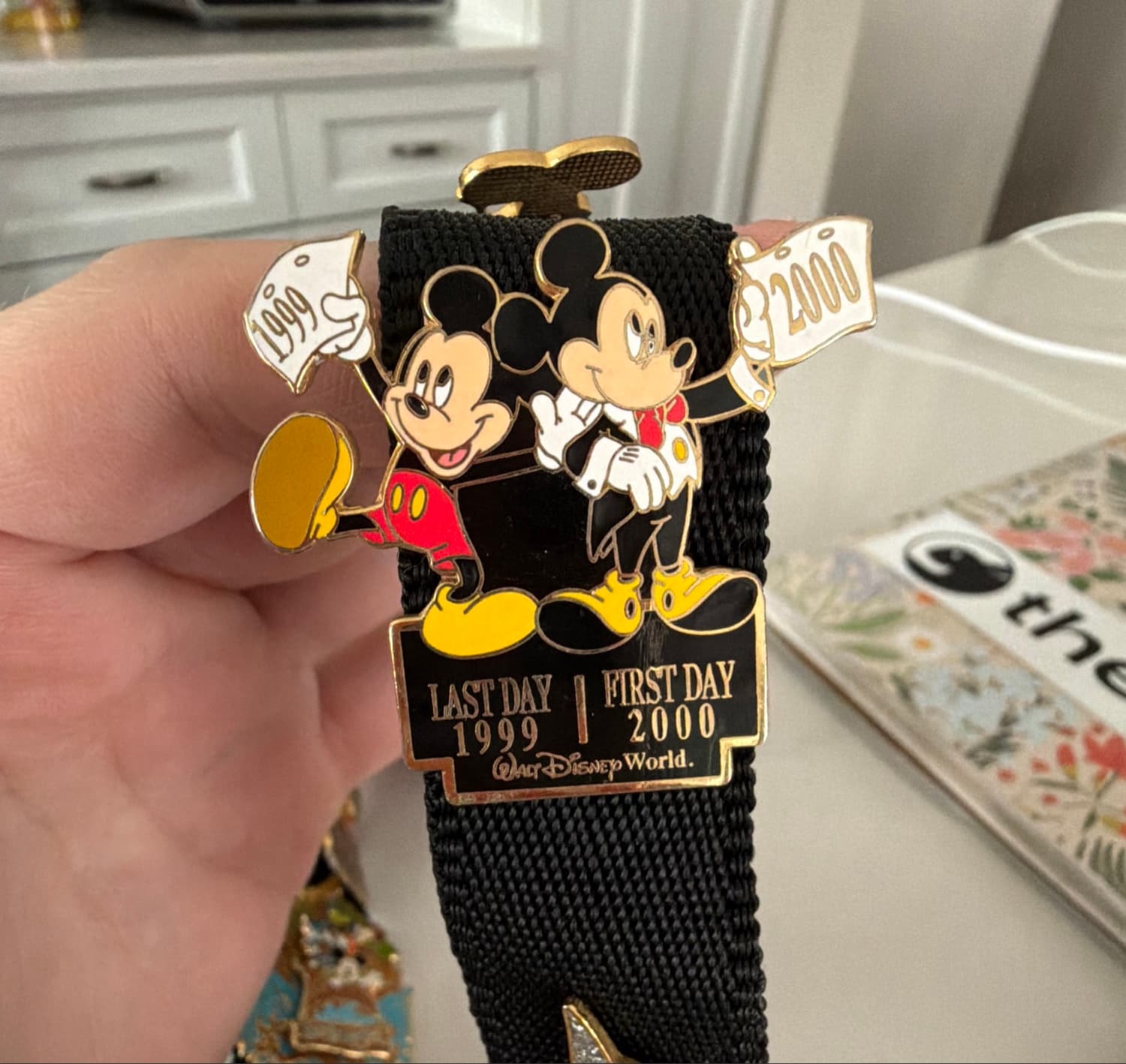 Mickey Mouse Last Day 1999 First Day 2000 Pin