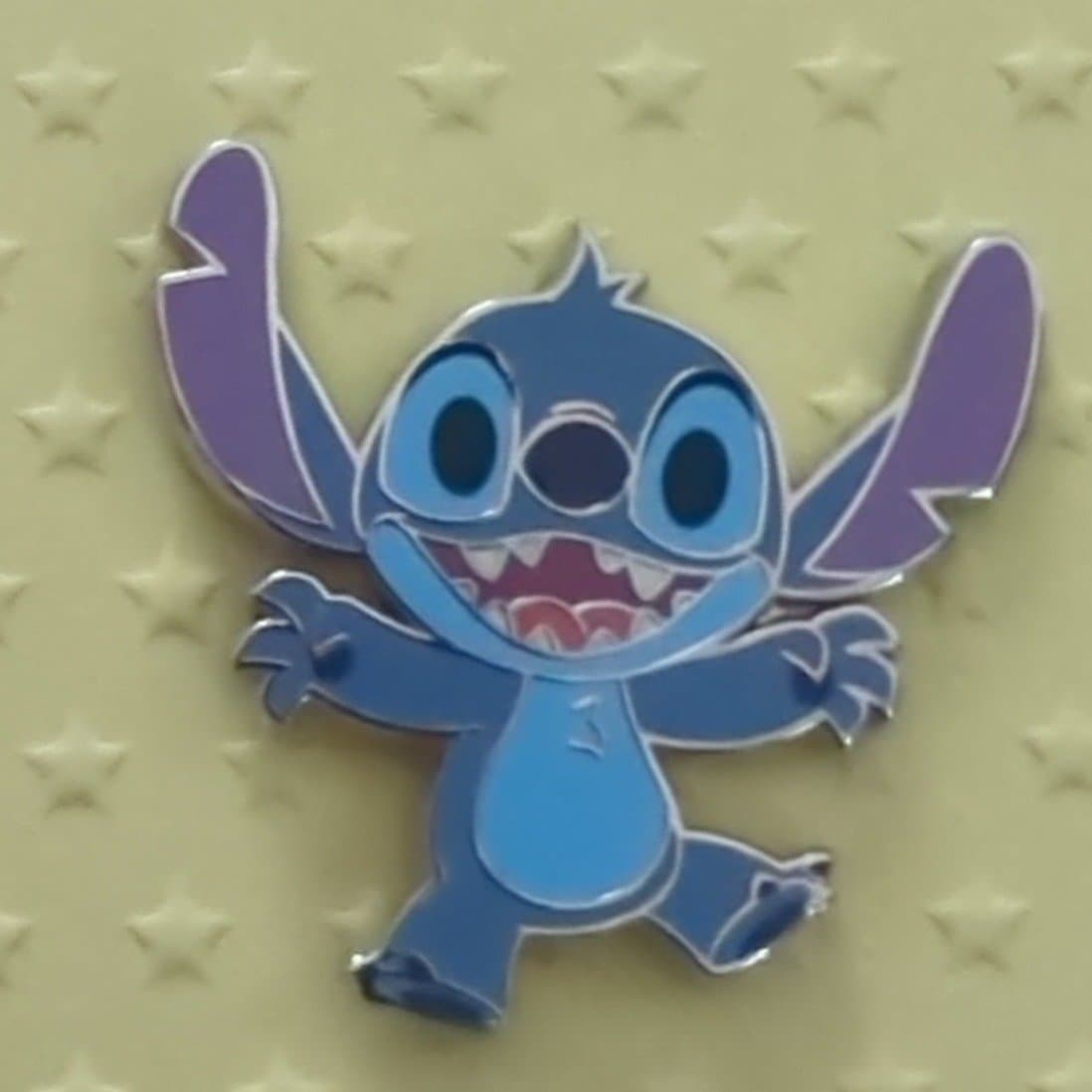 Stitch - Smiling with Arms Out