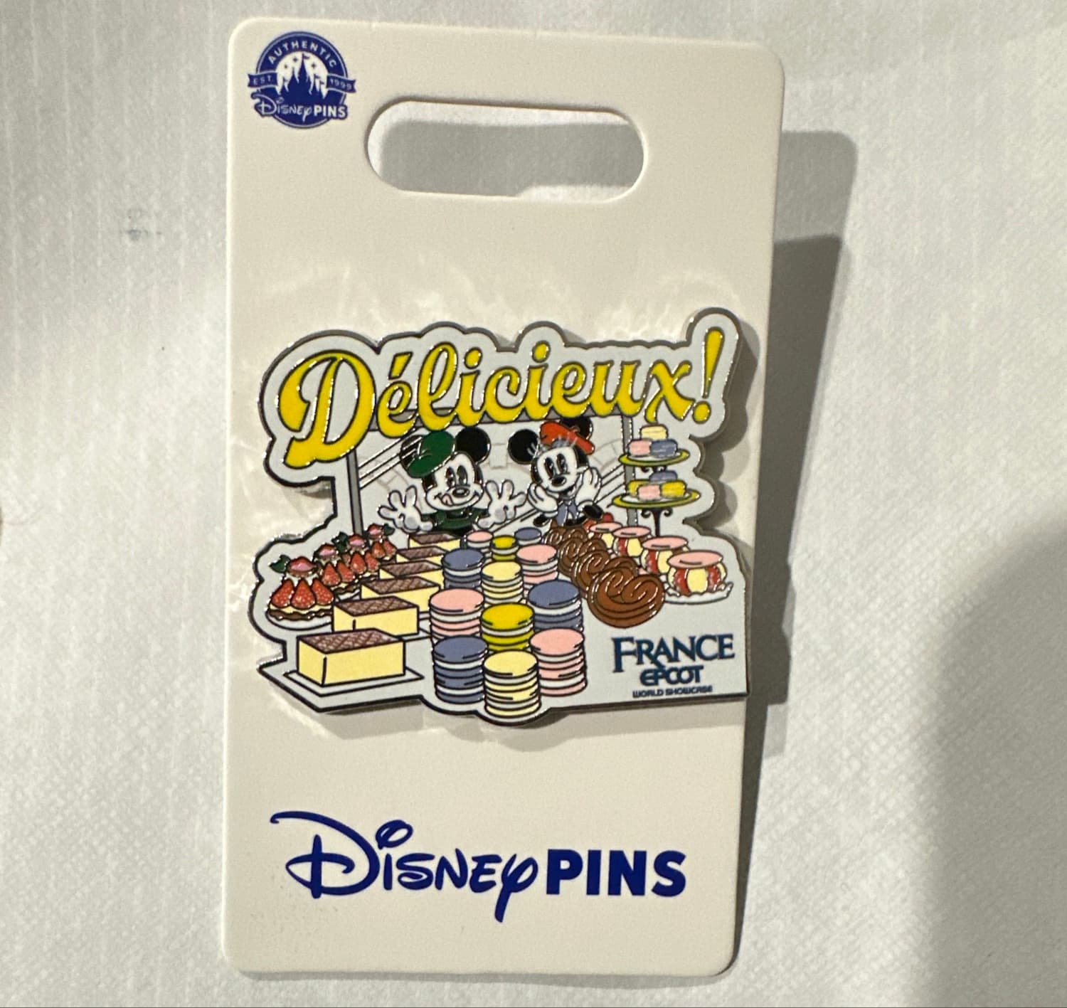 Mickey and Minnie Délicieux! France Epcot World Showcase Pin