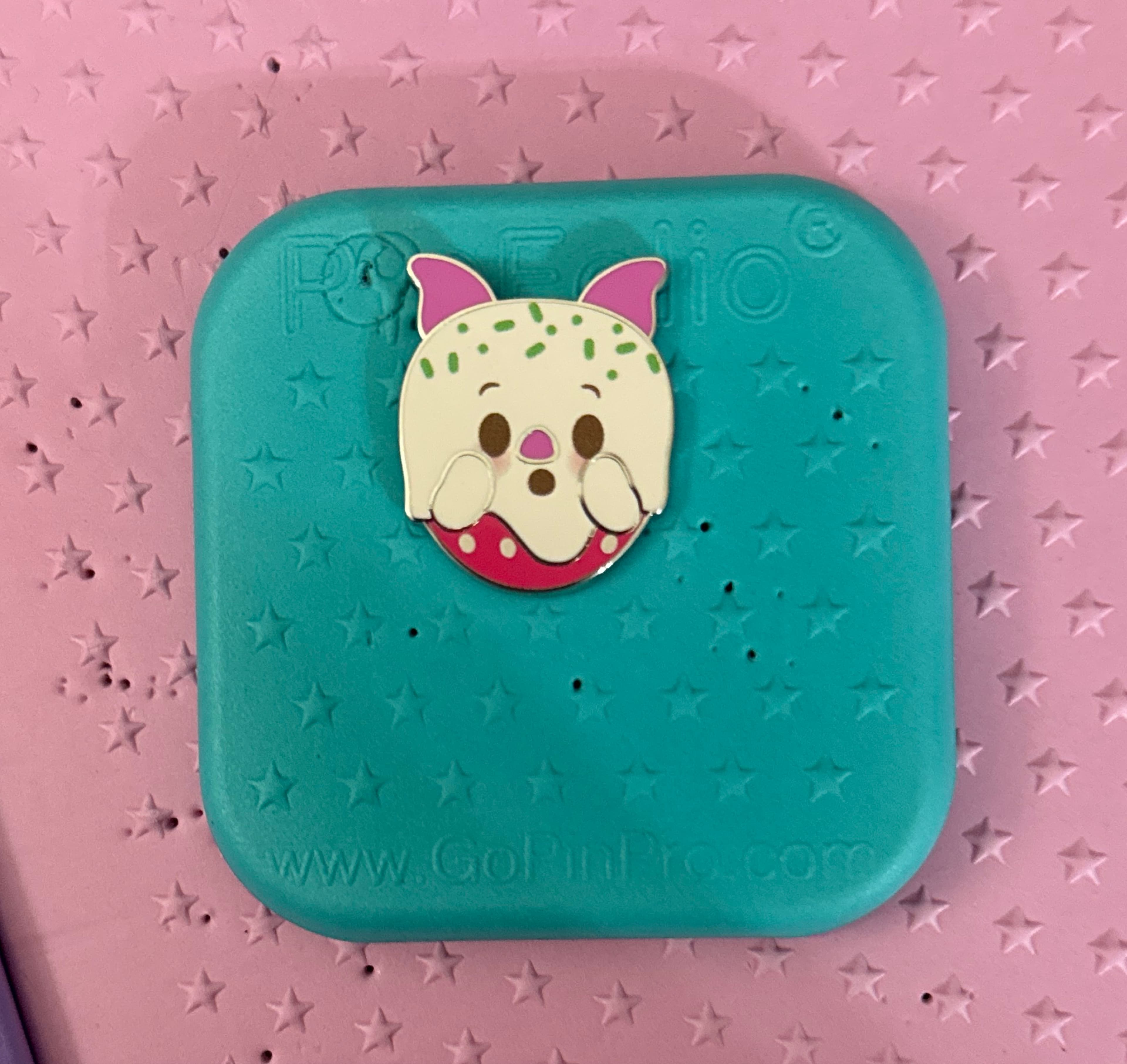 Piglet White Chocolate Ghost Strawberry - Munchlings Mystery Collection Series 4