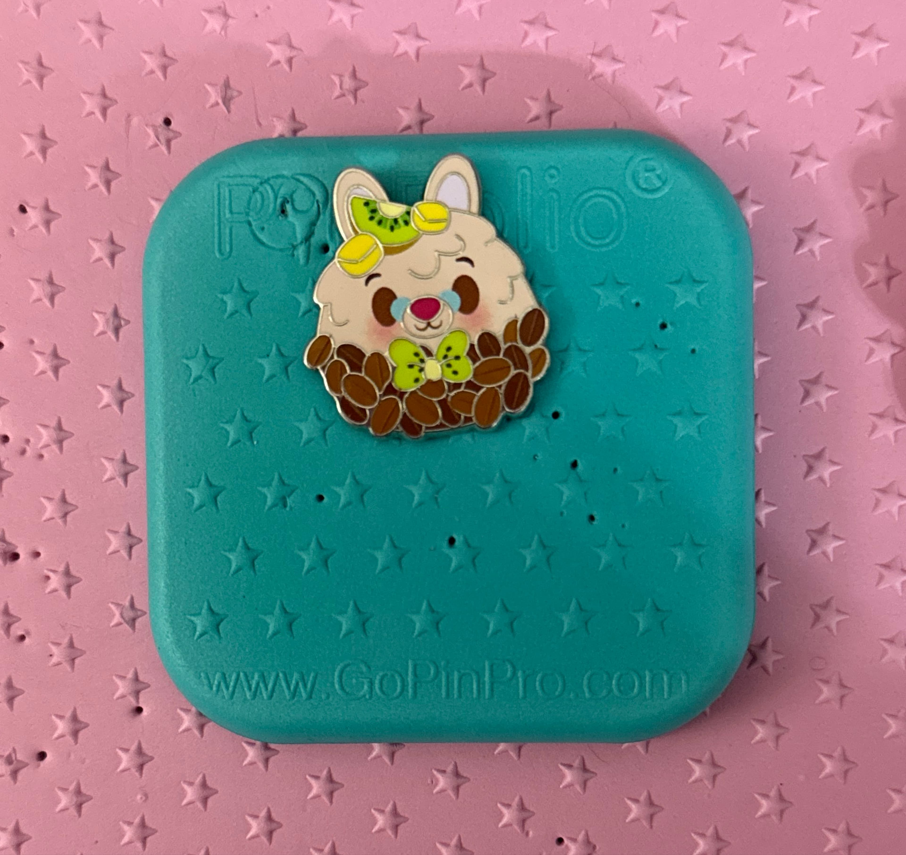 White Rabbit Fruit and Granola Parfait - Munchlings Mystery Collection (Series 2)