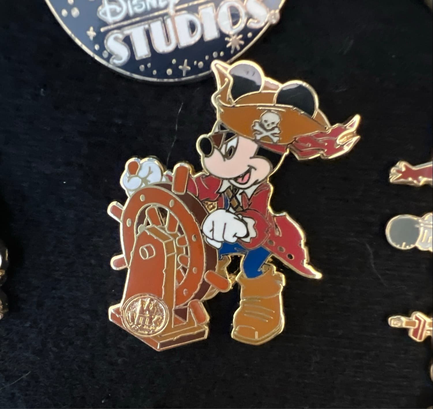 Captain Mickey - Virtual Magic Kingdom Pin Card Collection