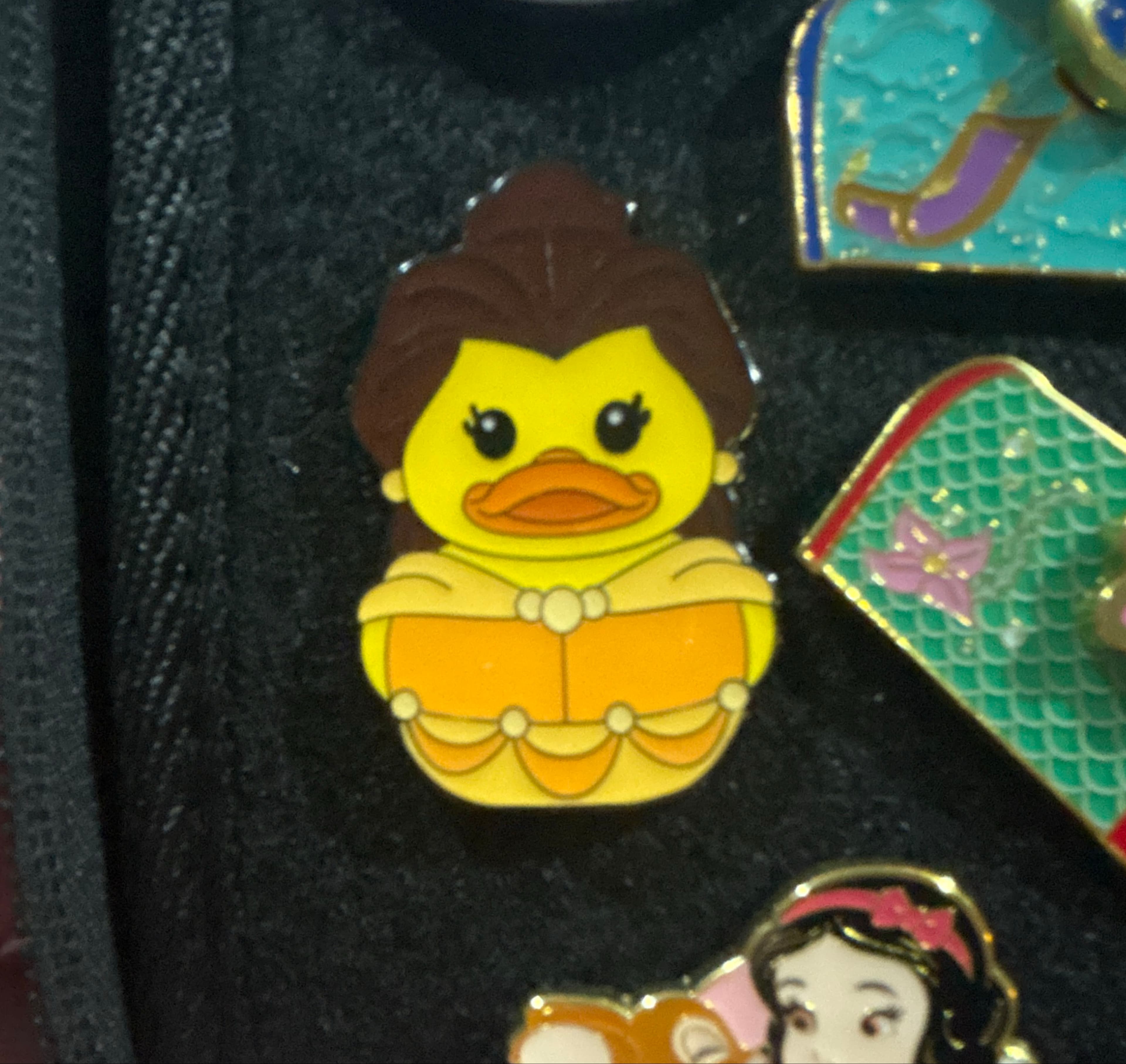 Loungefly Disney Princess Ducks - Belle Pin