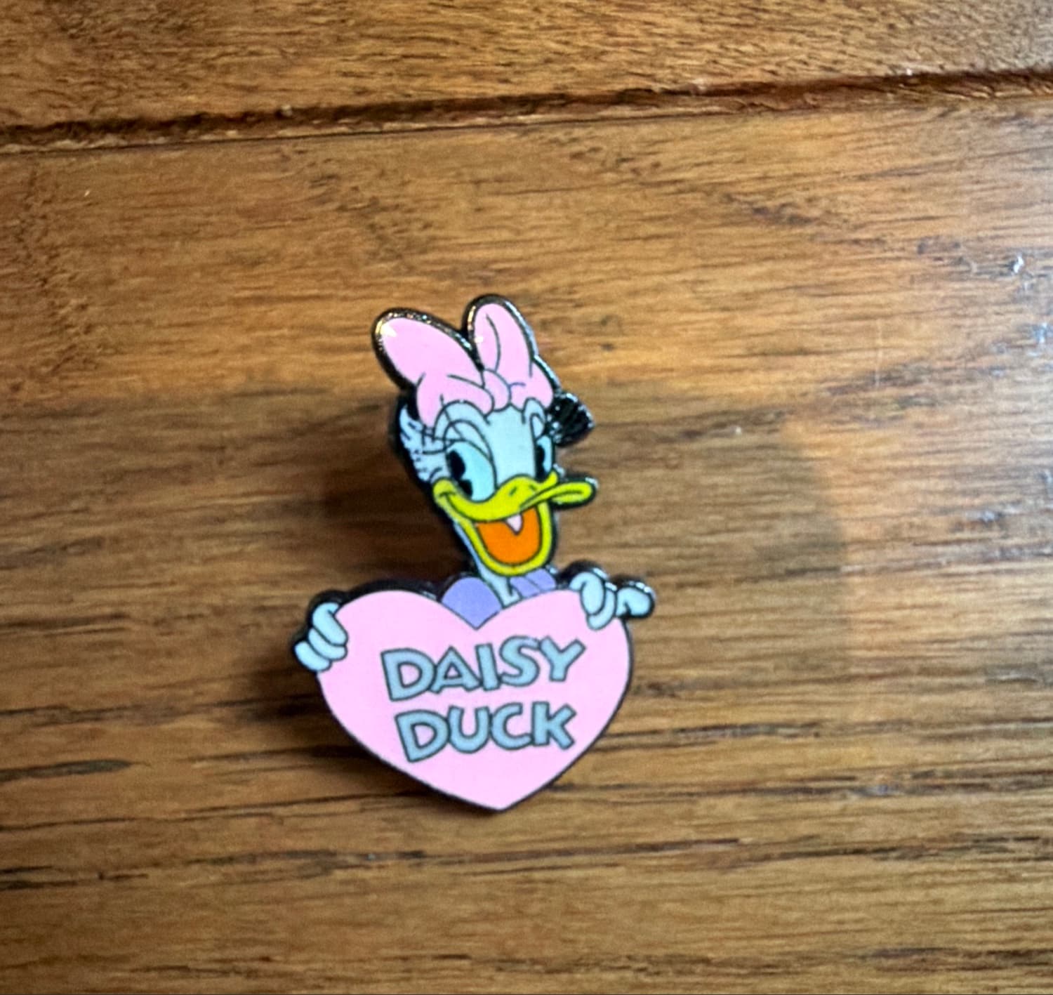 Daisy Duck Pink Heart Pin
