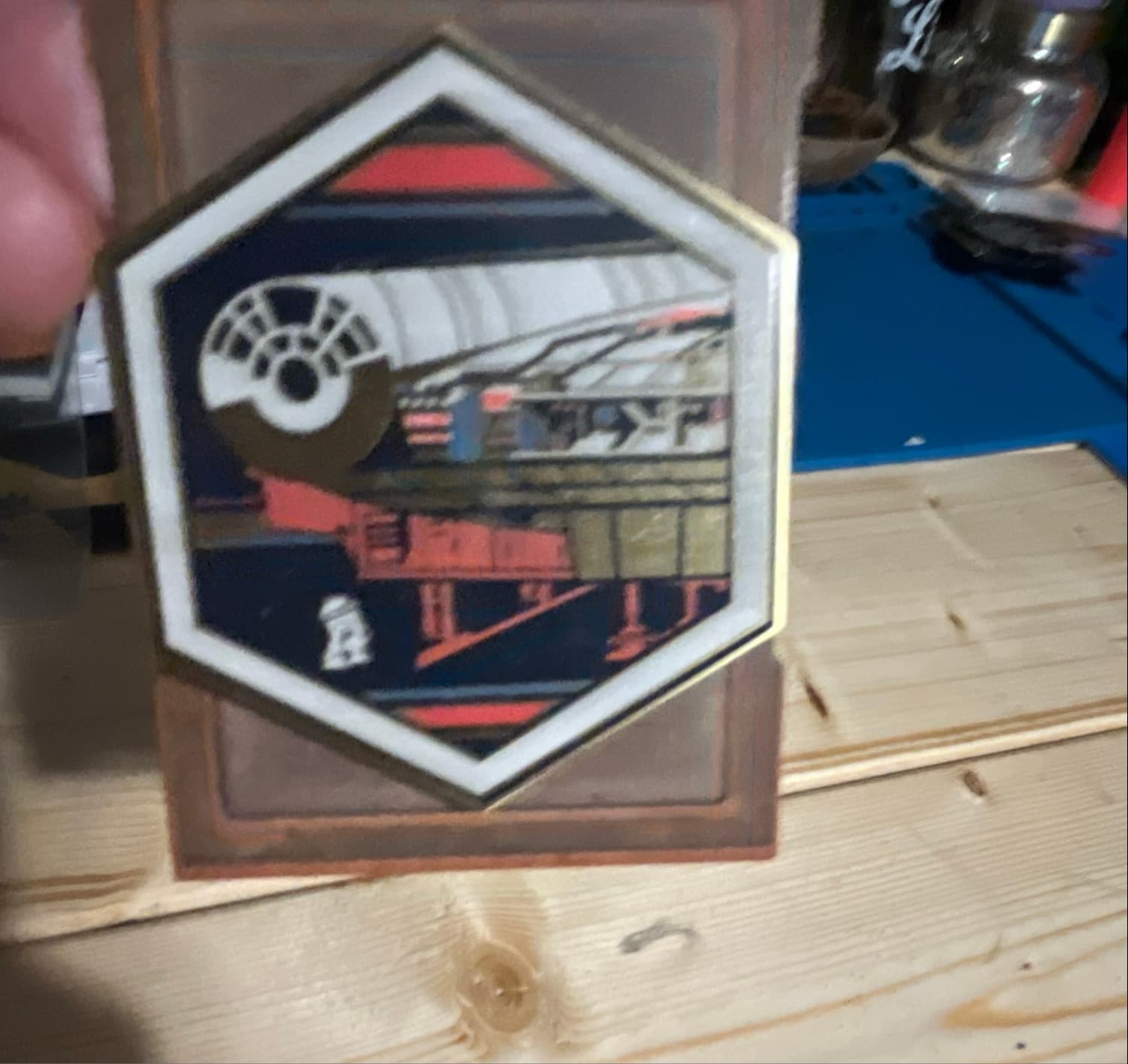 Galaxy Edge Batuu R2-D2 Millennium Falcon Ramp