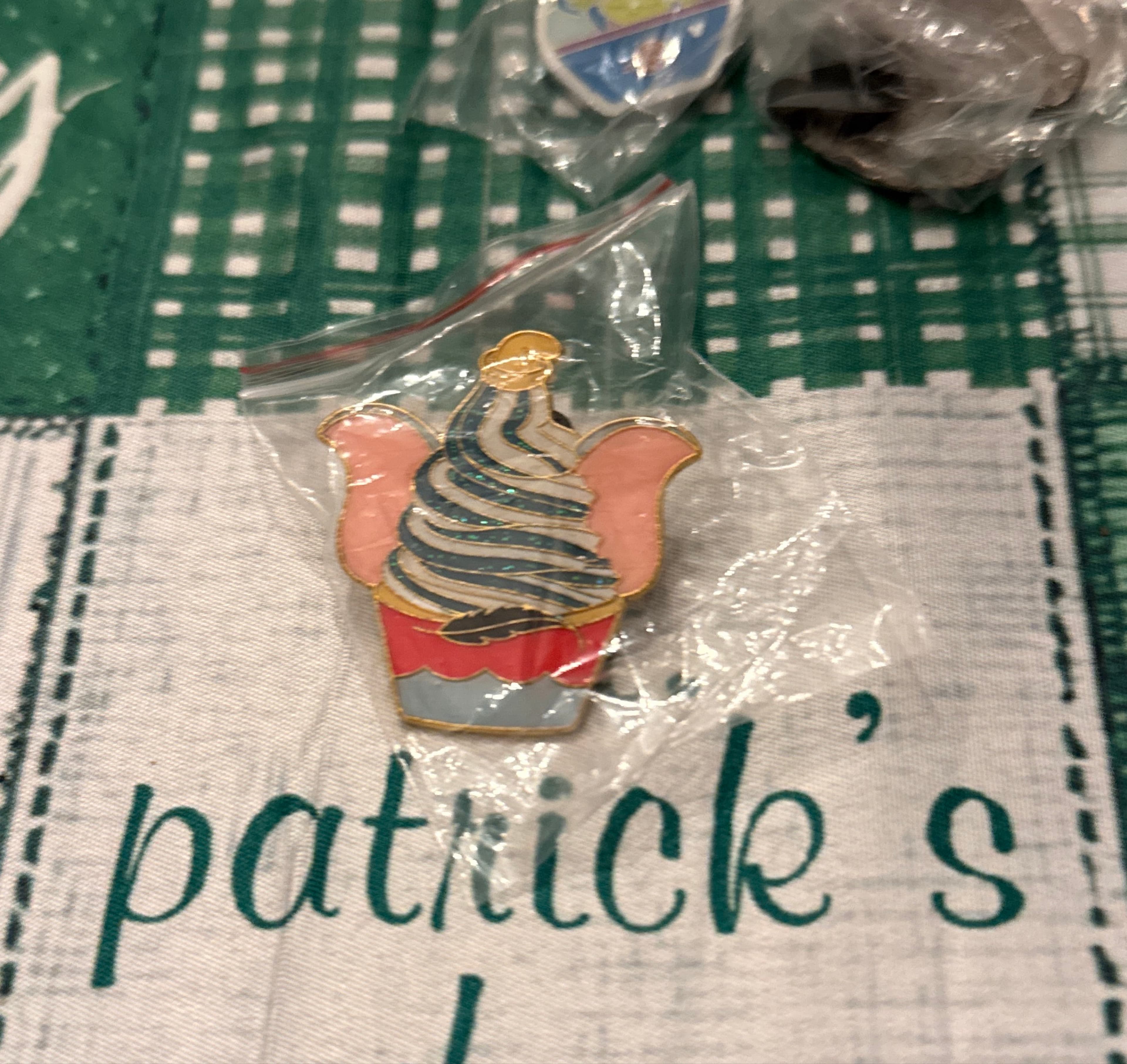 Loungefly - Dumbo - Soft Serve - Ice Cream - Mystery