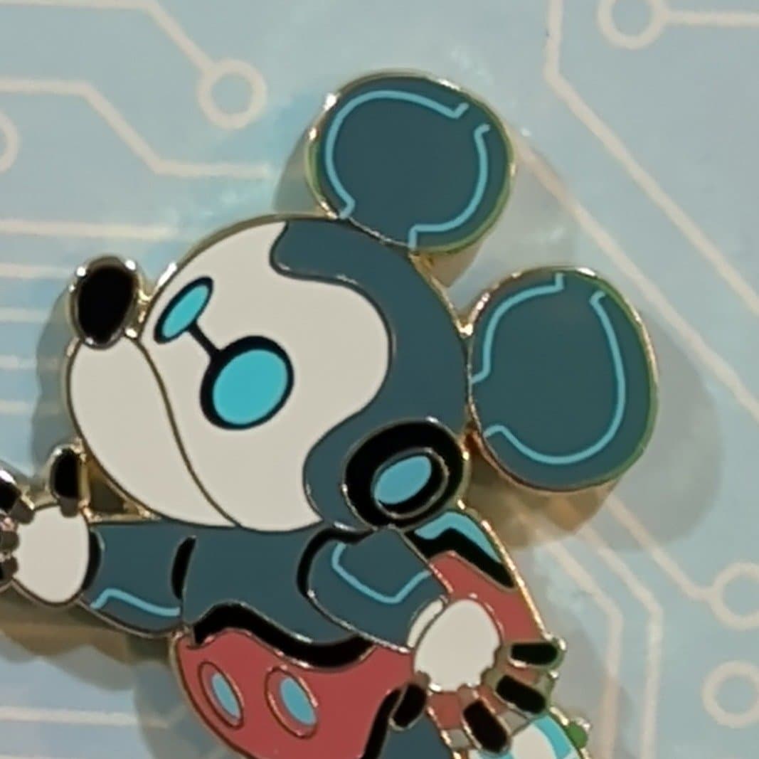 robot Mickey