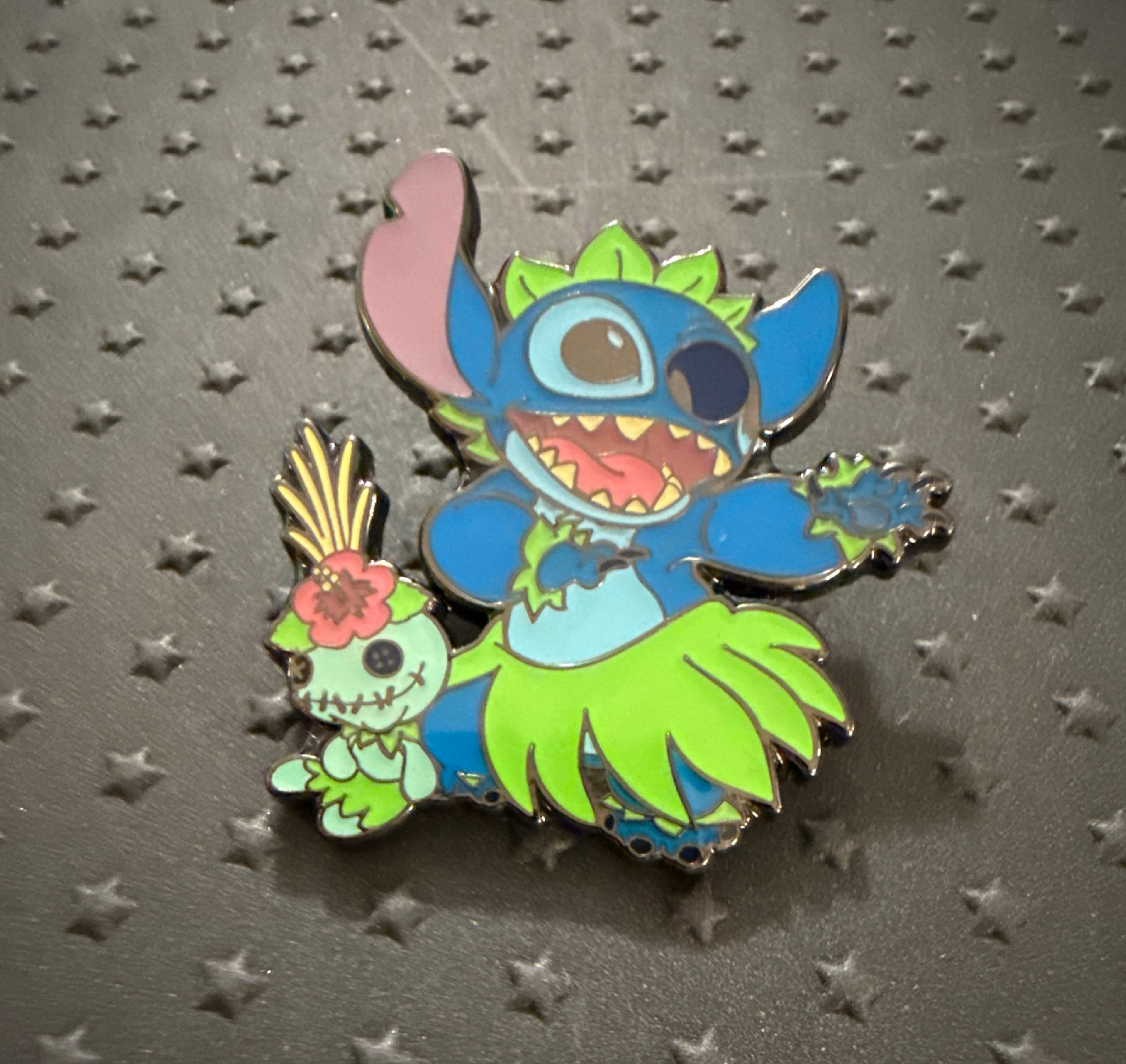 Stitch and Scrump dancing hula front