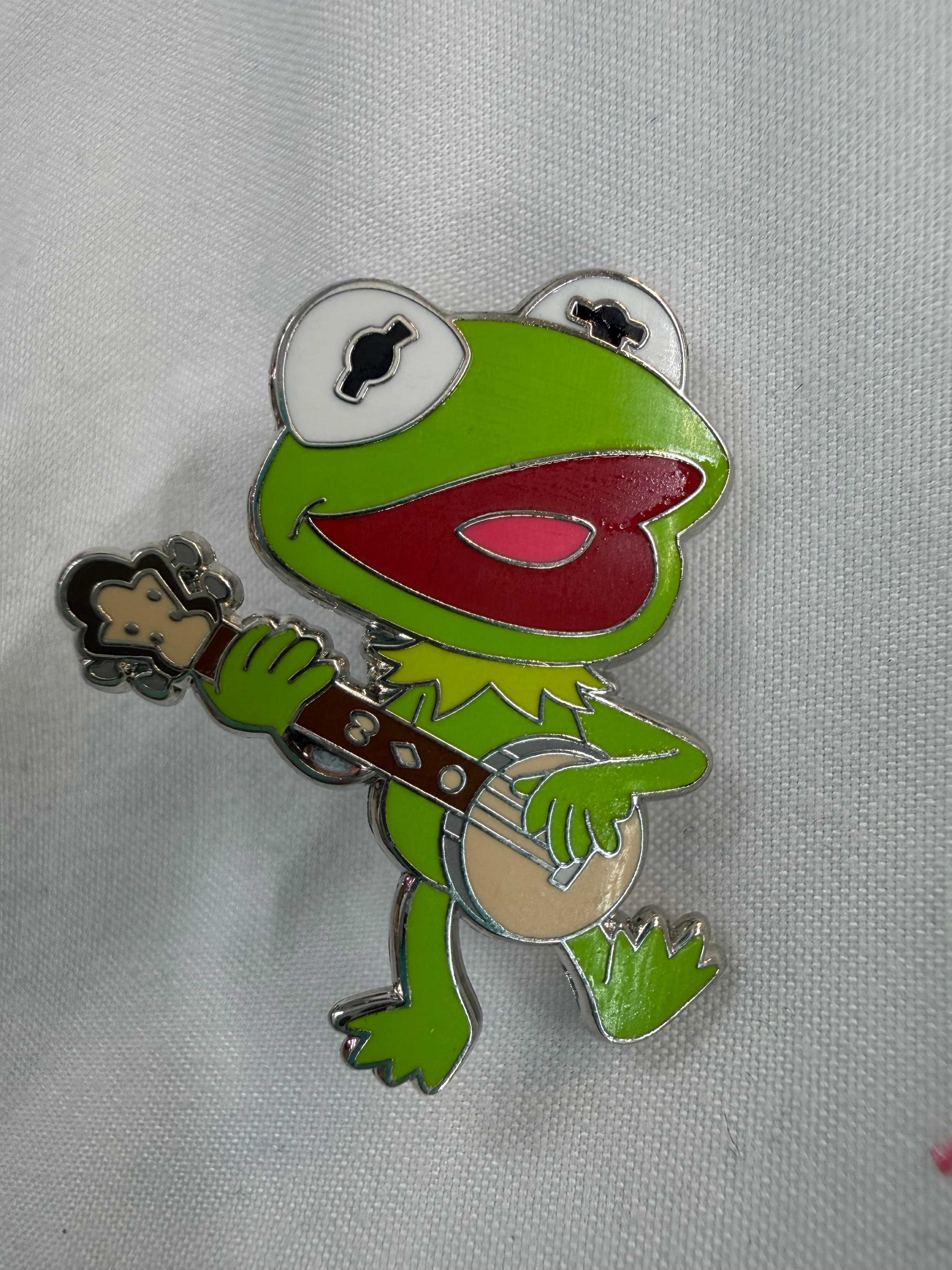 Kermit the Frog Playing Banjo - The Muppets