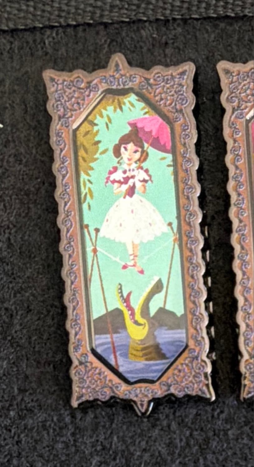 Haunted Mansion Stretching Room Portraits Mystery Box Pin Set
