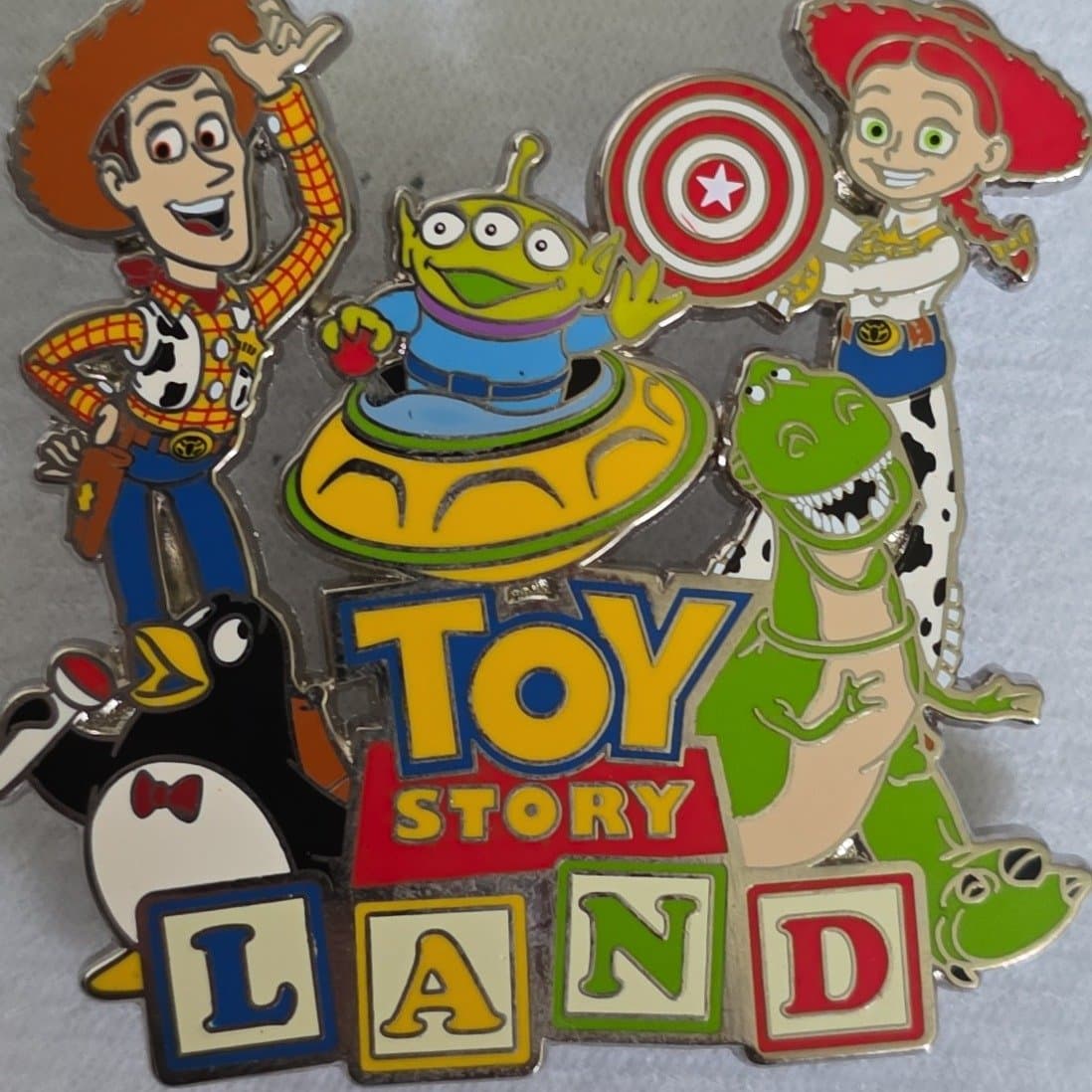 Toy Story Land - WDW Opening Day - Logo 8813