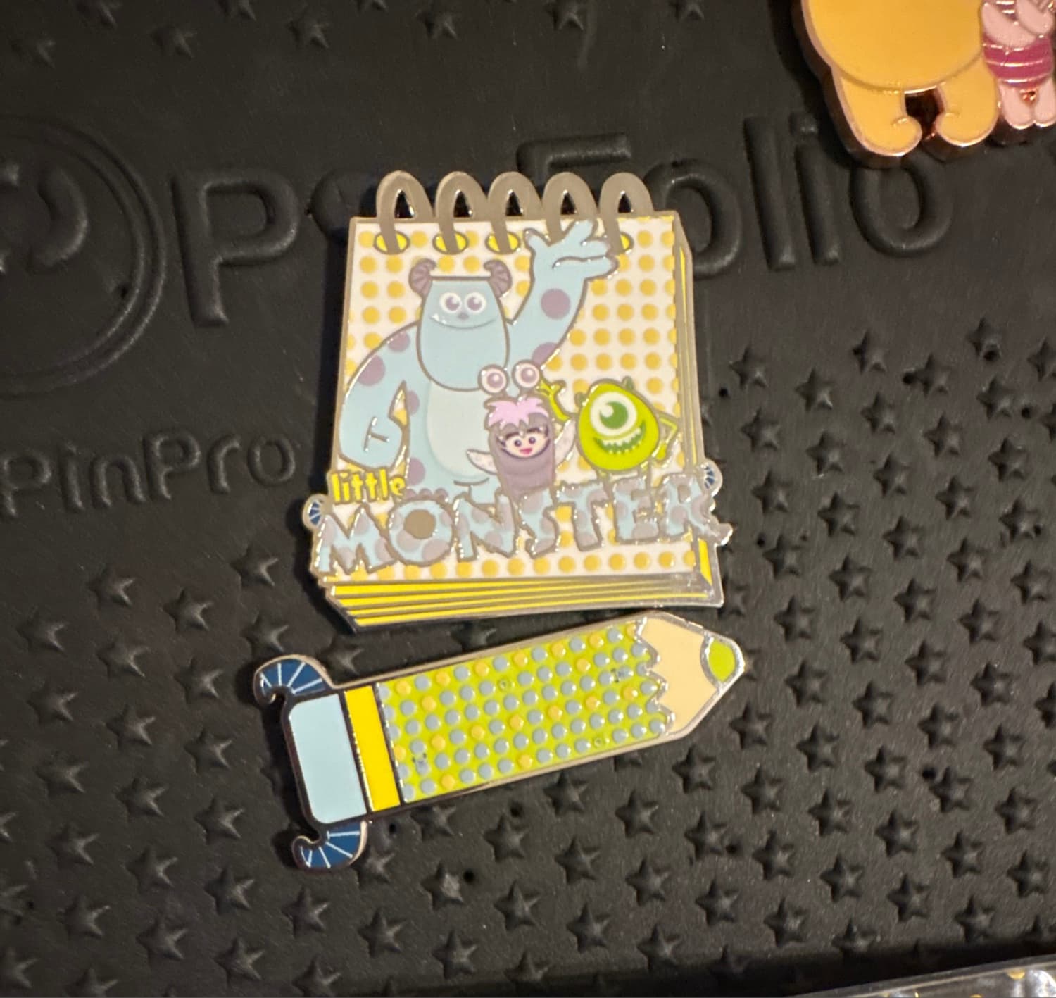 Disney Pixar Pencil & Notepad Blind Box Pin Set