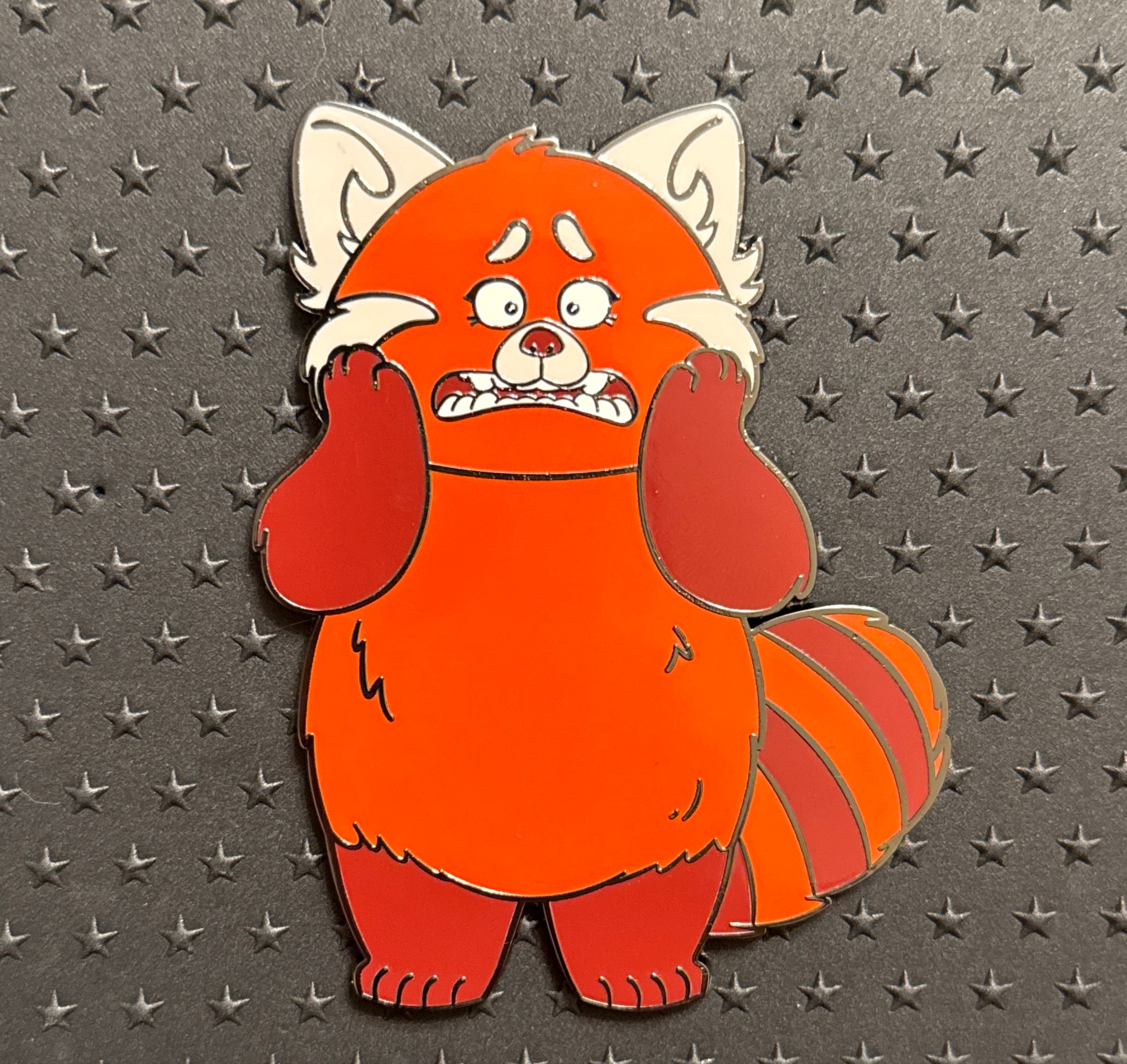 D23 Exclusive Pixar Turning Red Mei Lee Pin