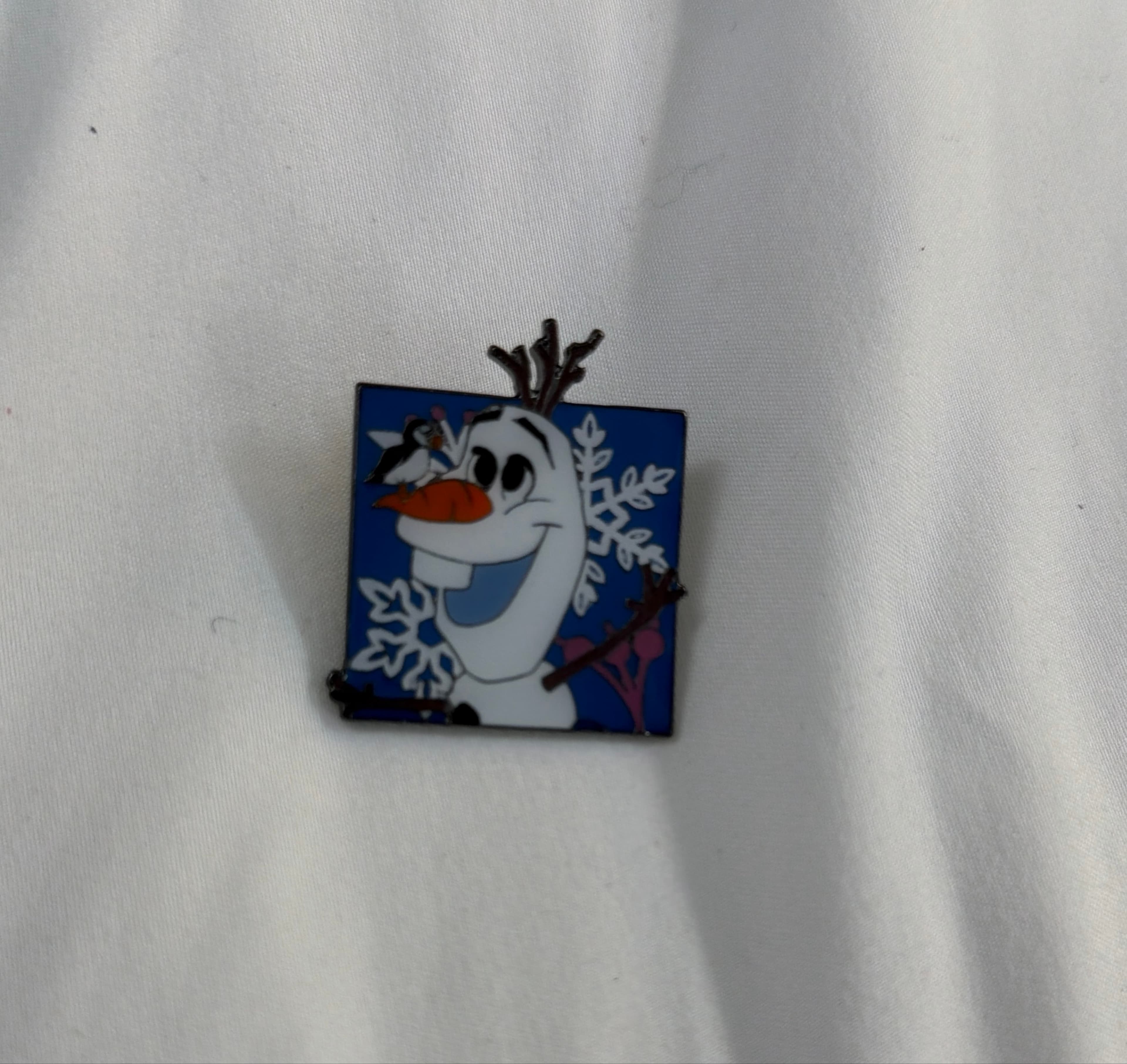 Olaf with Puffin - Disney Frozen Character Blind Box