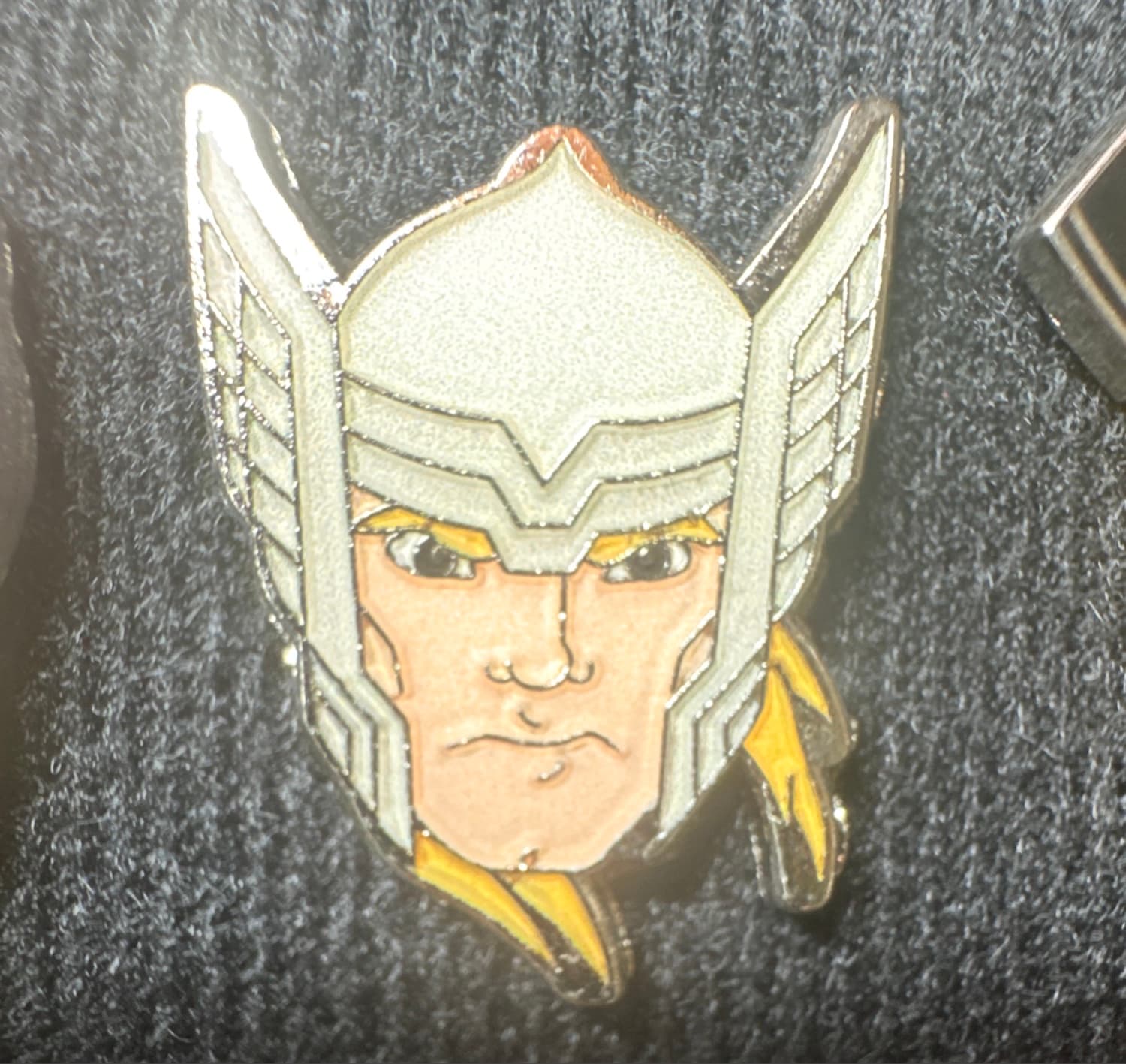 DISNEY MARVEL THOR PIN front