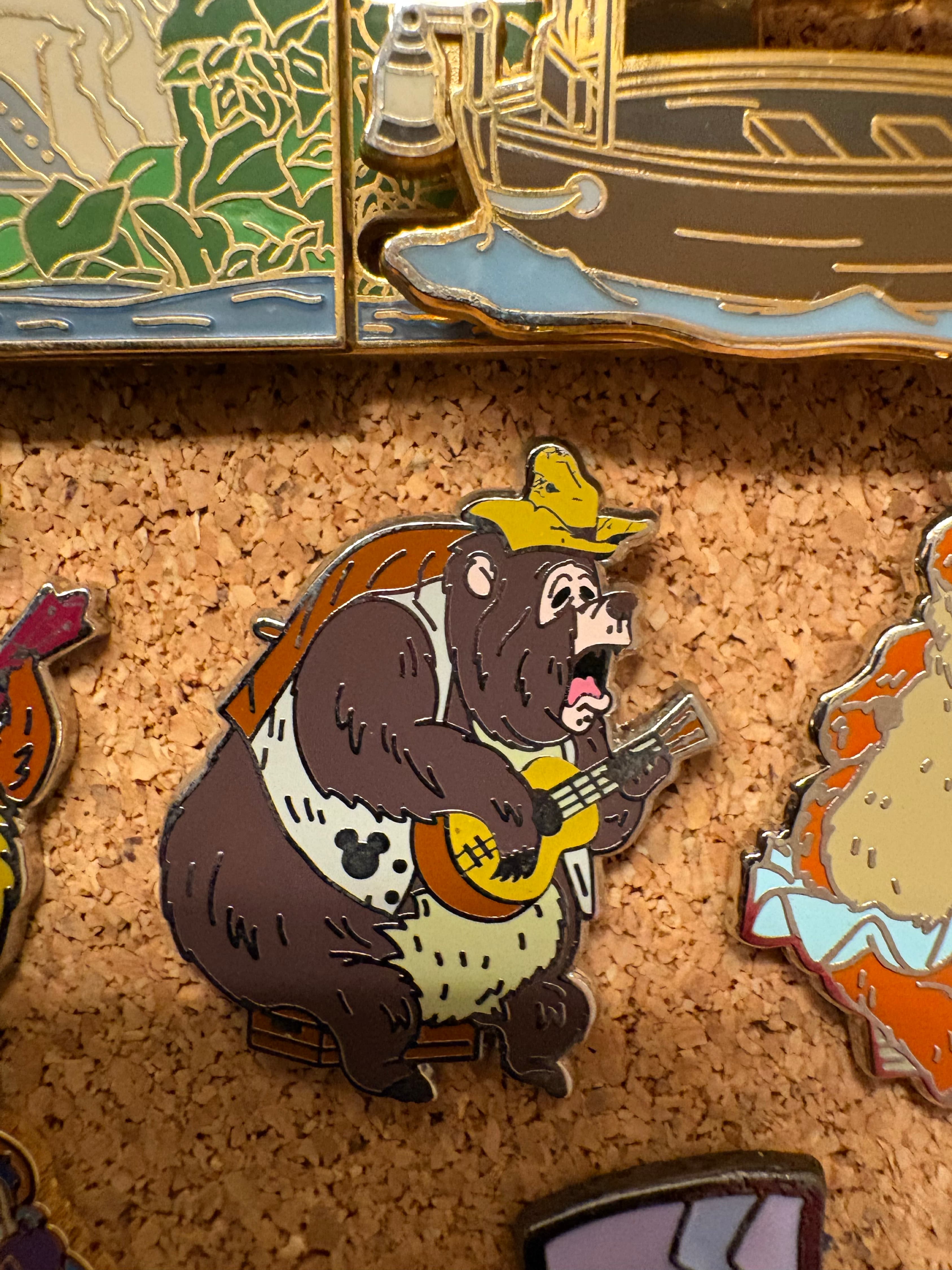 Big Al - Country Bear Jamboree - Hidden Mickey Pin #2/6