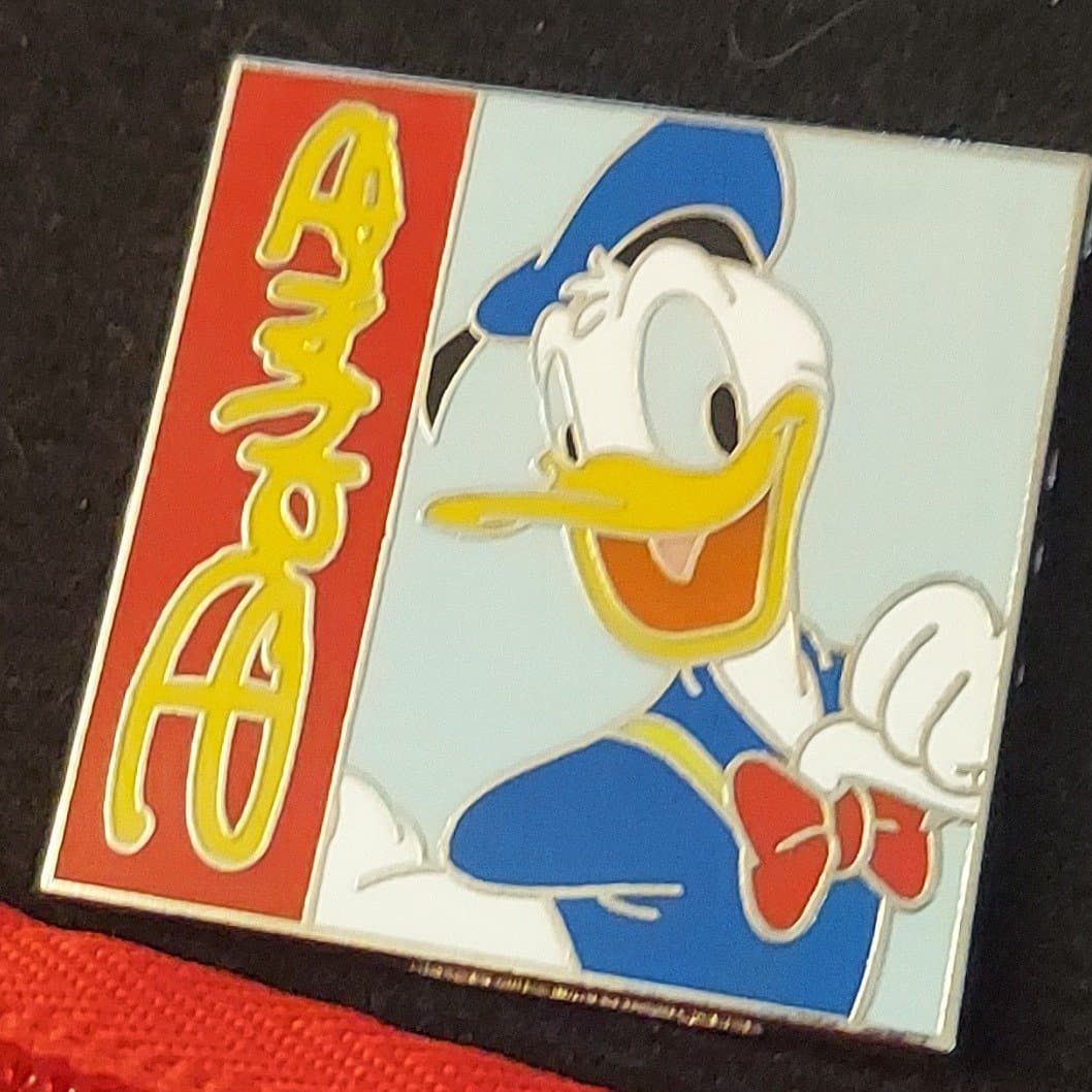Donald Duck Amigos Pin