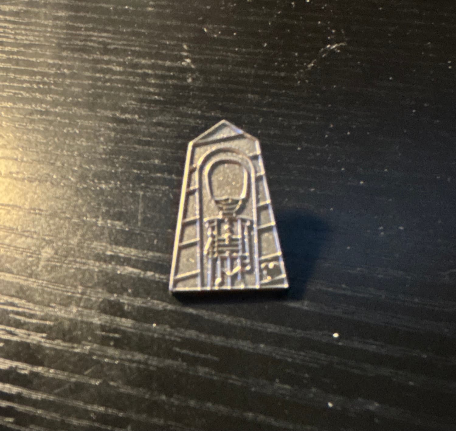 2011 Hidden Mickey United Kingdom Royal Guard Pin