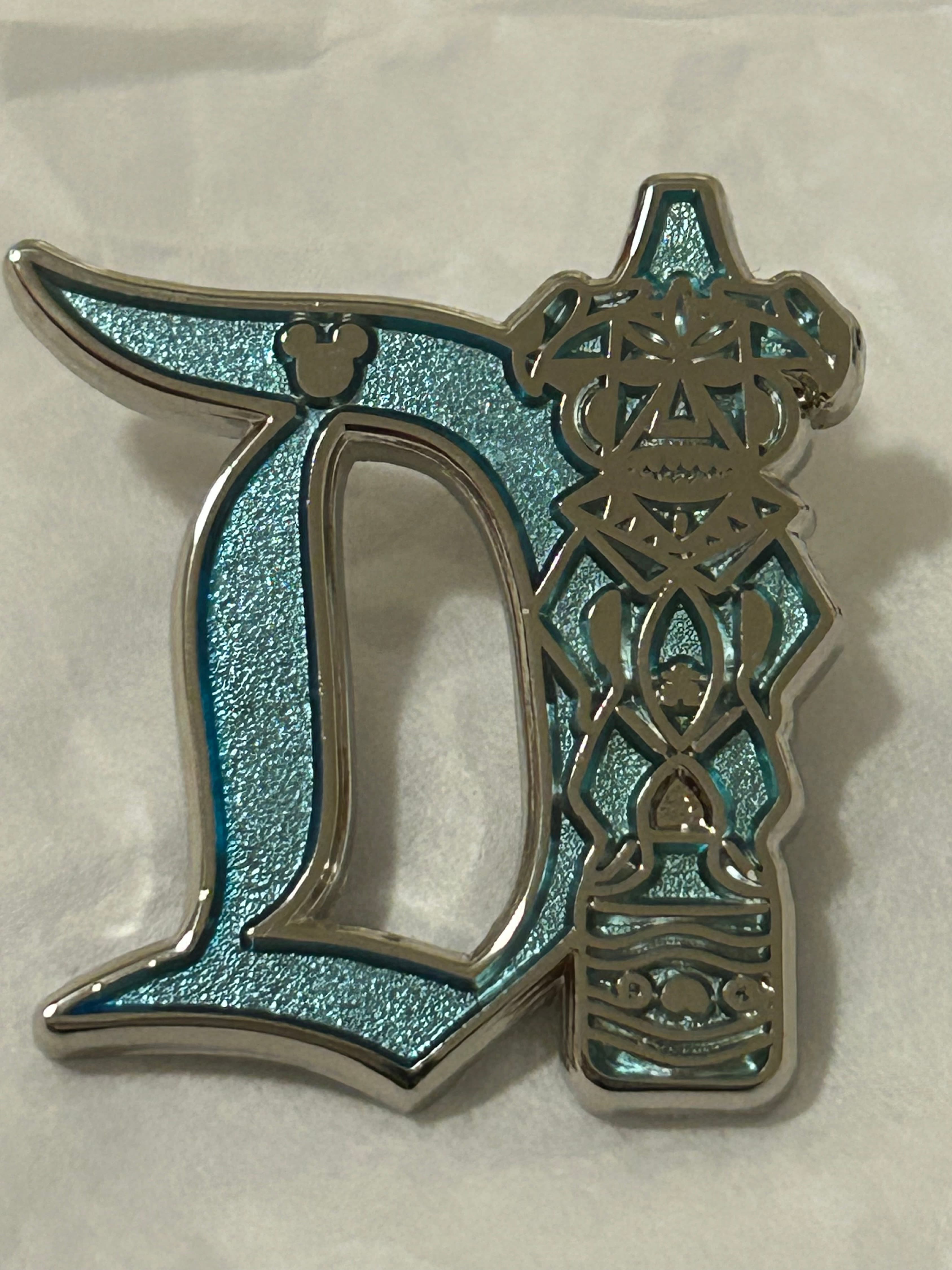 Tiki CHASER - 2019 Hidden Mickey - Disneyland D Characters