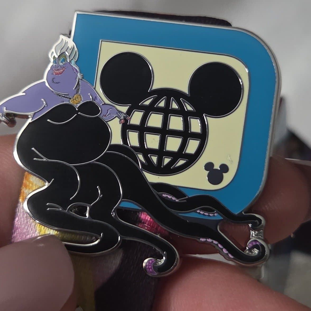 Hidden Mickey Pin - Villains Globe