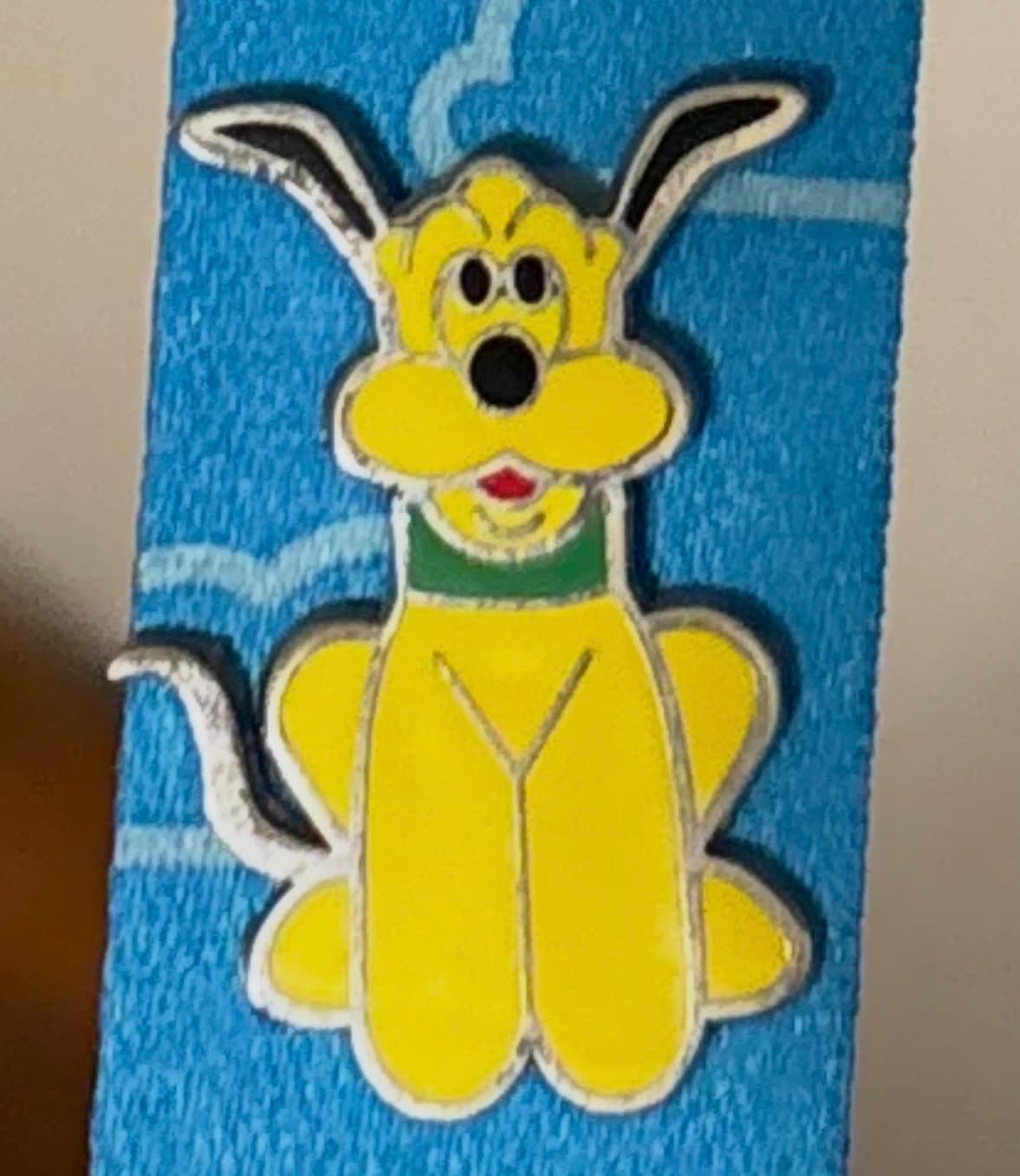 Character Pop Art Mini-Pin