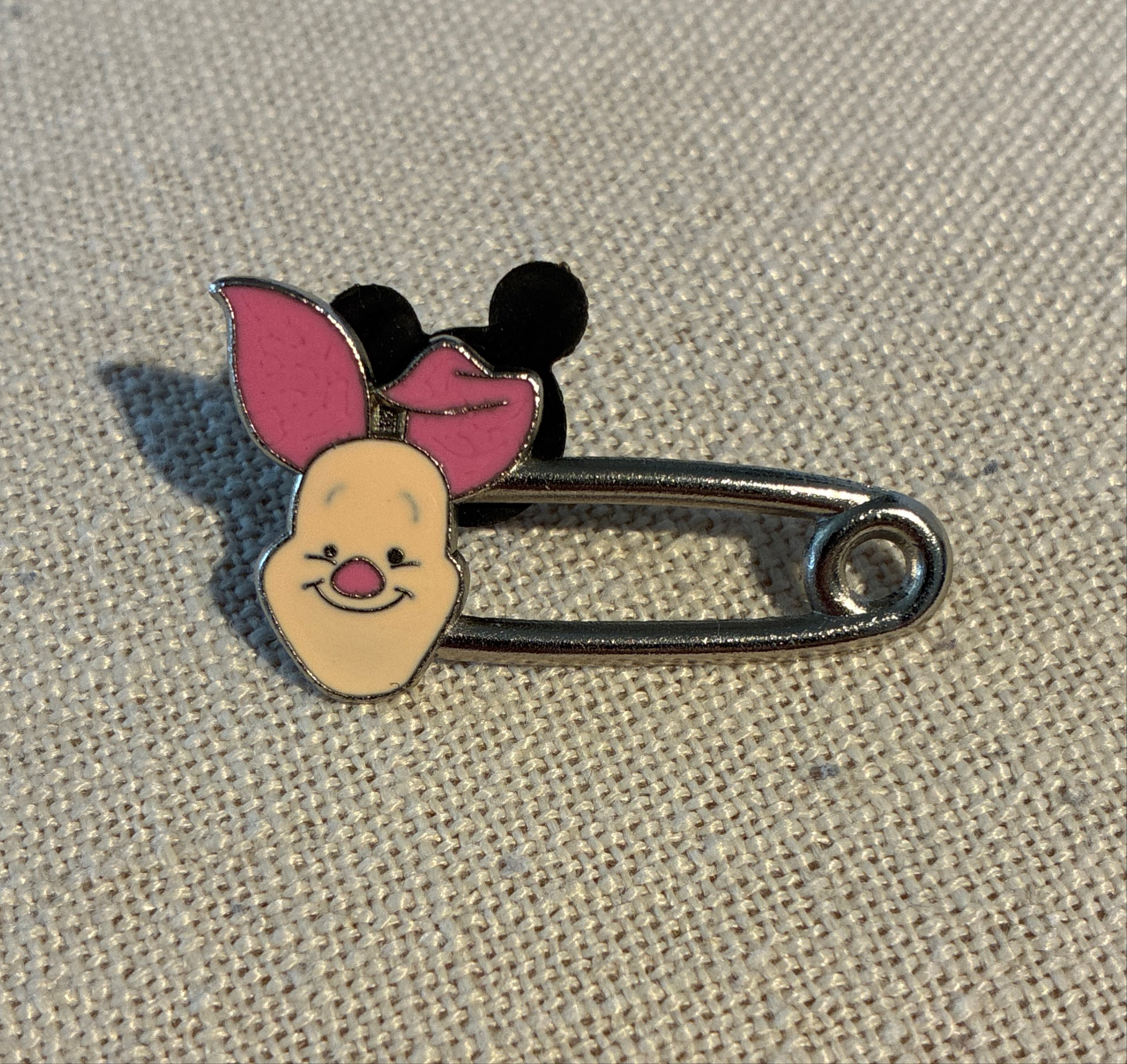 Piglet Safety Pin - Winnie the Pooh