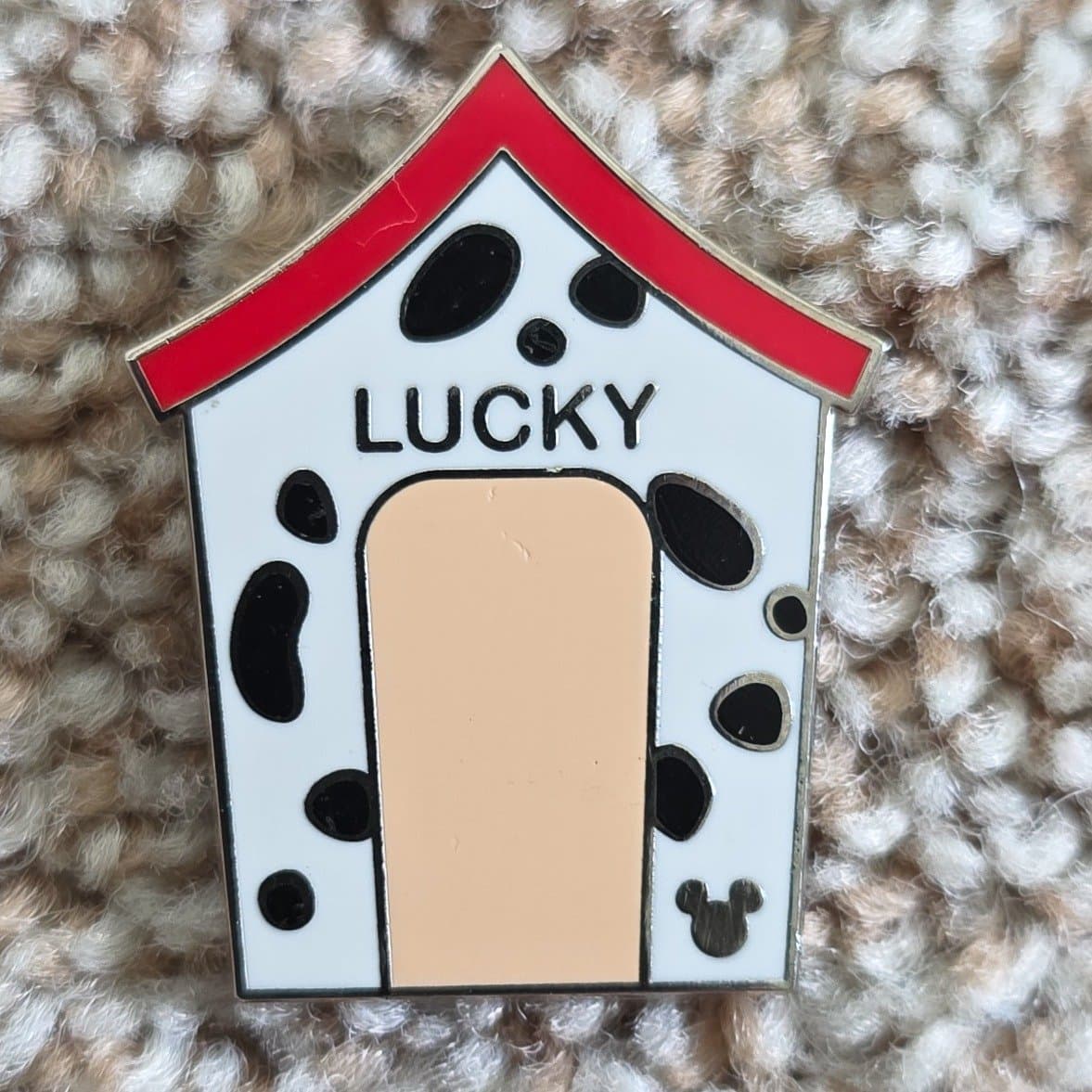 Lucky Dog House - 101 Dalmatians