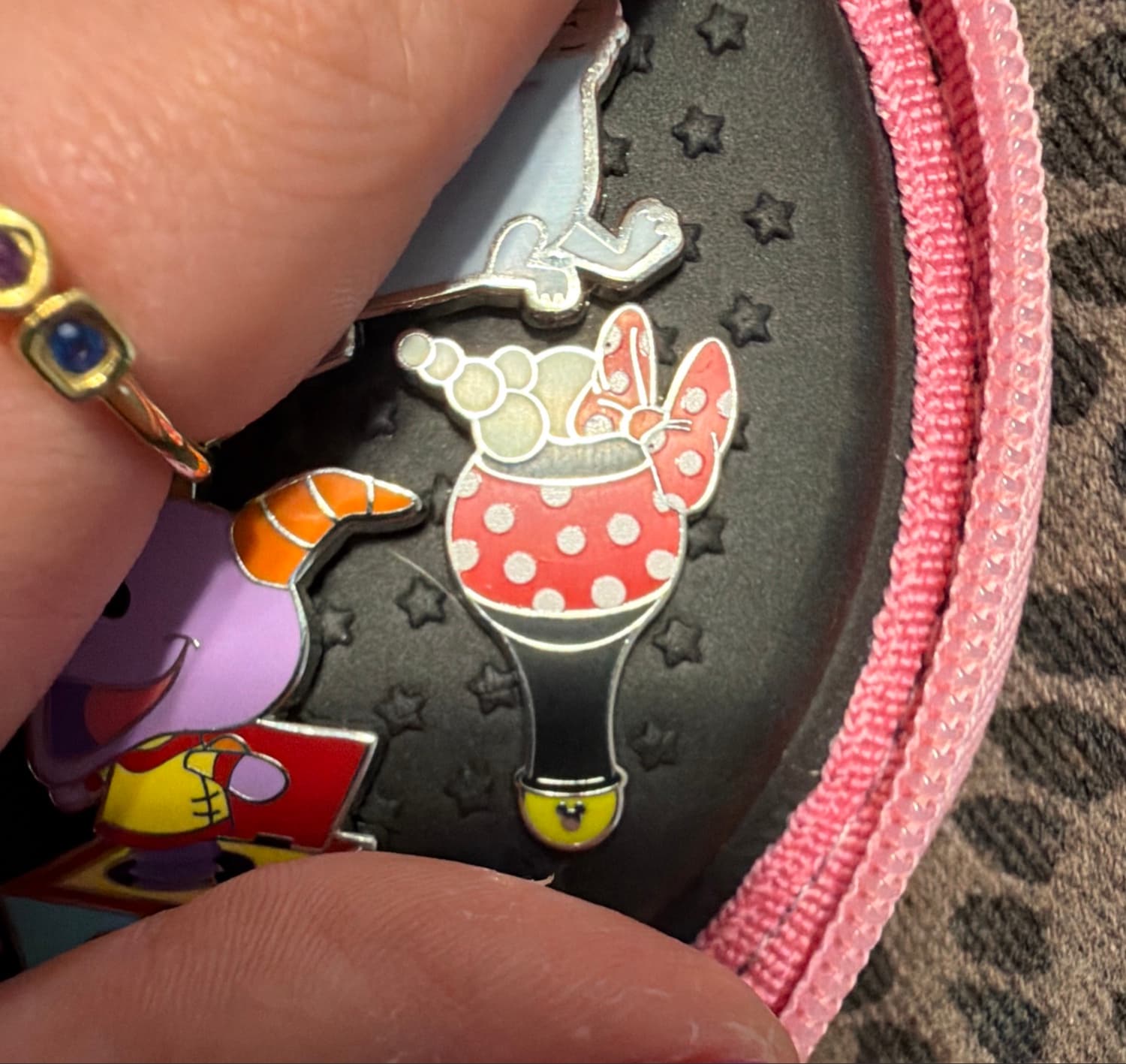 Hidden Mickey Bubble Wands - Minnie Mouse front